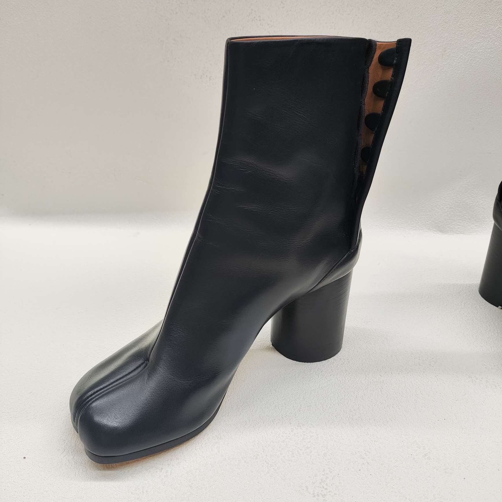 Maison Margiela Maison Margiela Black Tabi Boots Size 36 Size US 6 / IT 36 - 10 Thumbnail