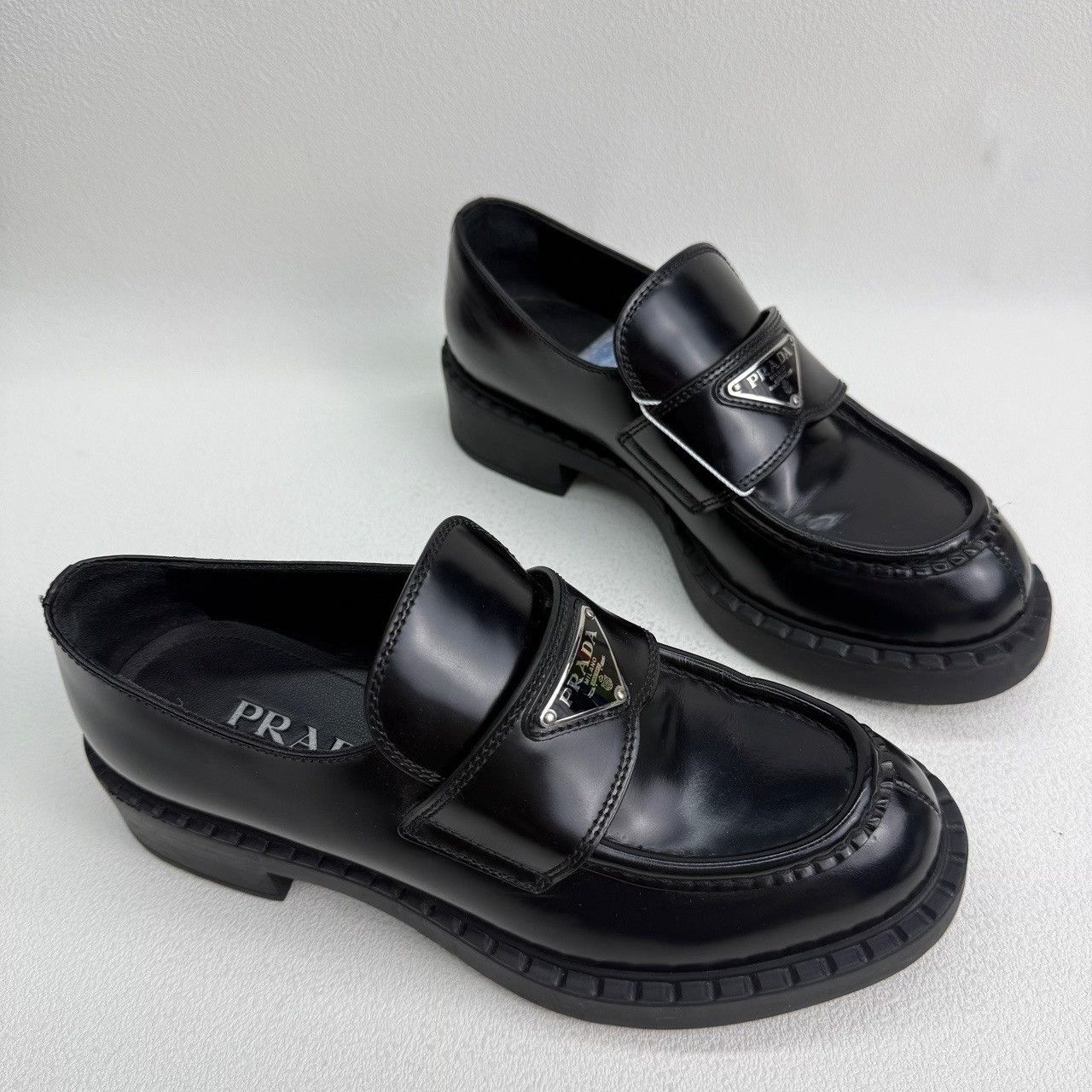 Prada Prada Triangle Logo Loafers Size 36.5 Size US 6.5 / IT 36.5 - 4 Thumbnail