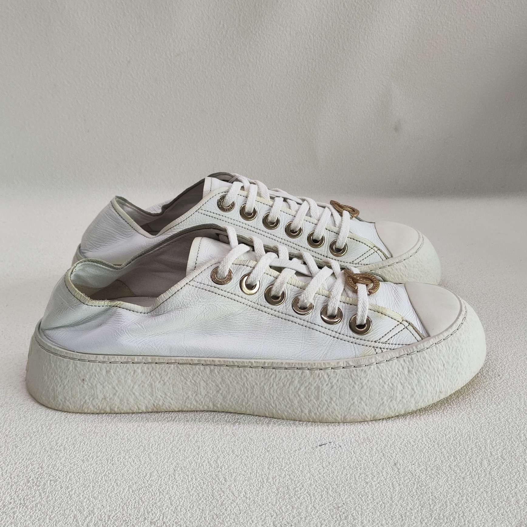 Chanel Chanel CC Logo Platform Sneakers Size 38 Size US 8 / IT 38 - 6 Thumbnail