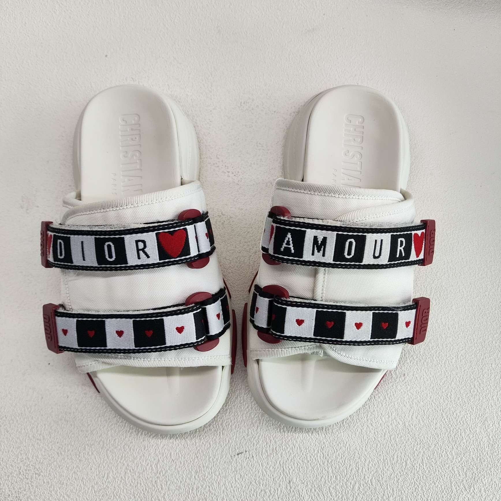Dior Dior D-Wander Heart Print Sandals Size 36 Size US 6 / IT 36 - 9 Thumbnail