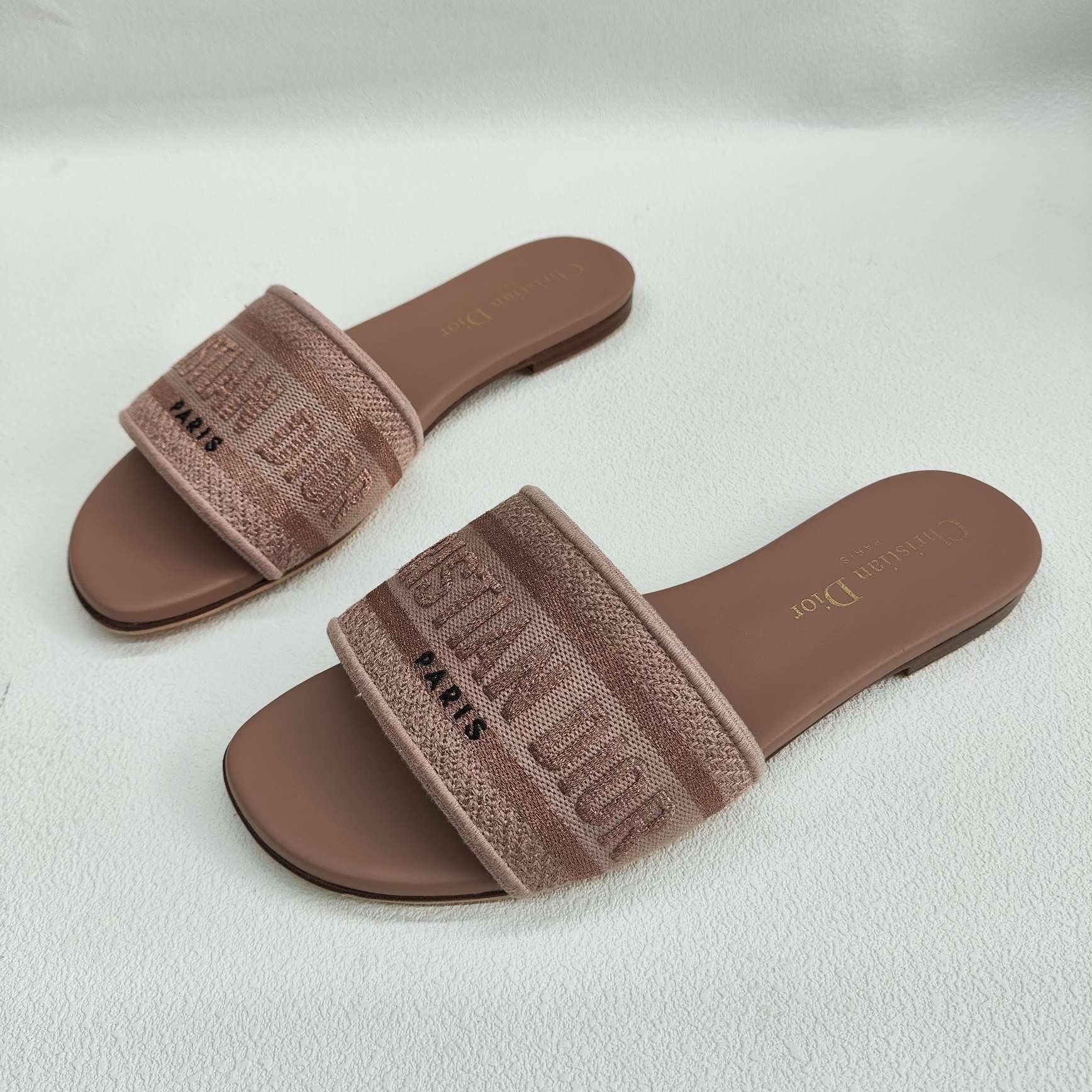 Dior Dior Dway Embroidered Slides Size 36 Size US 6 / IT 36 - 2 Thumbnail