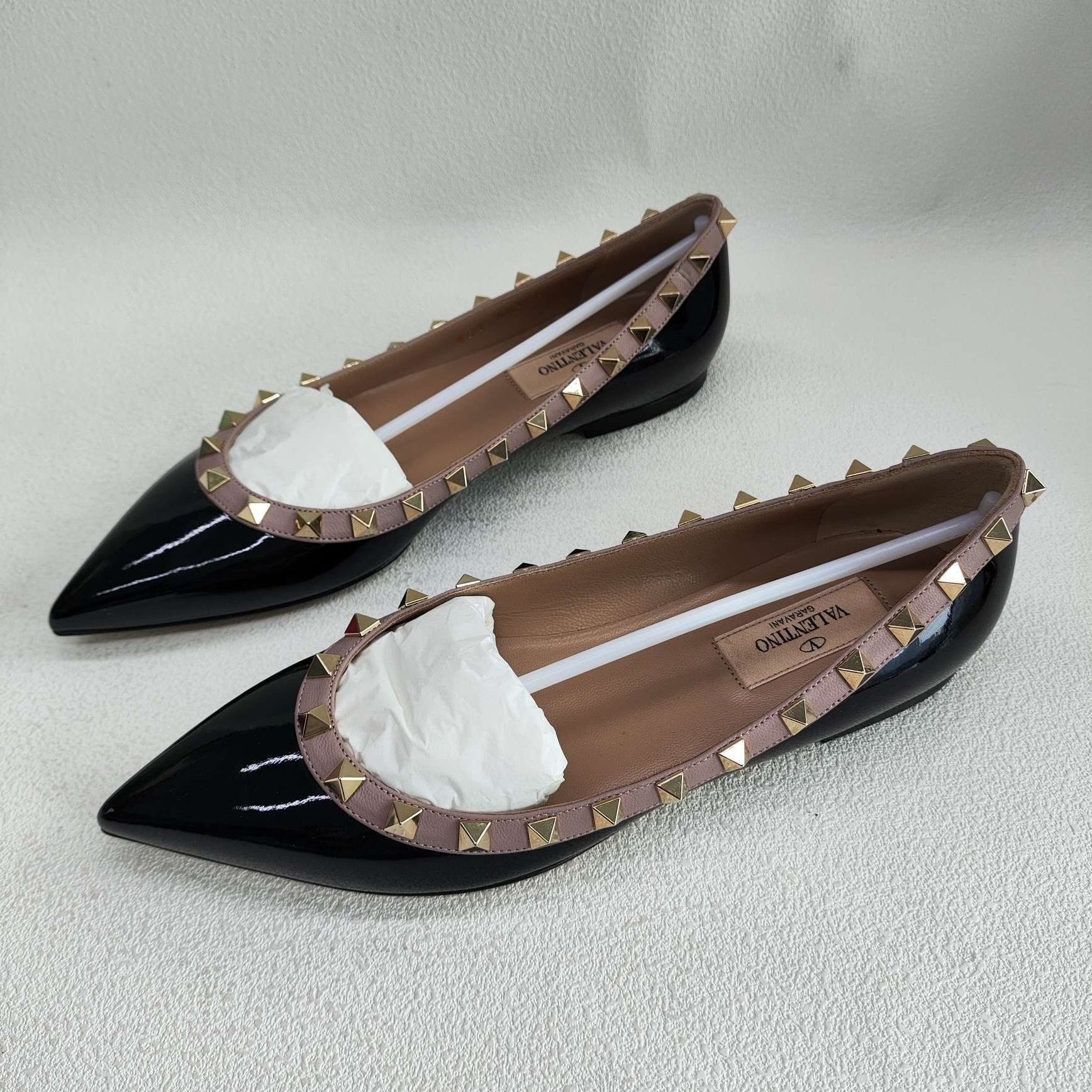 Valentino Valentino Rockstud Patent Flats Size 36 Size US 6 / IT 36 - 2 Thumbnail