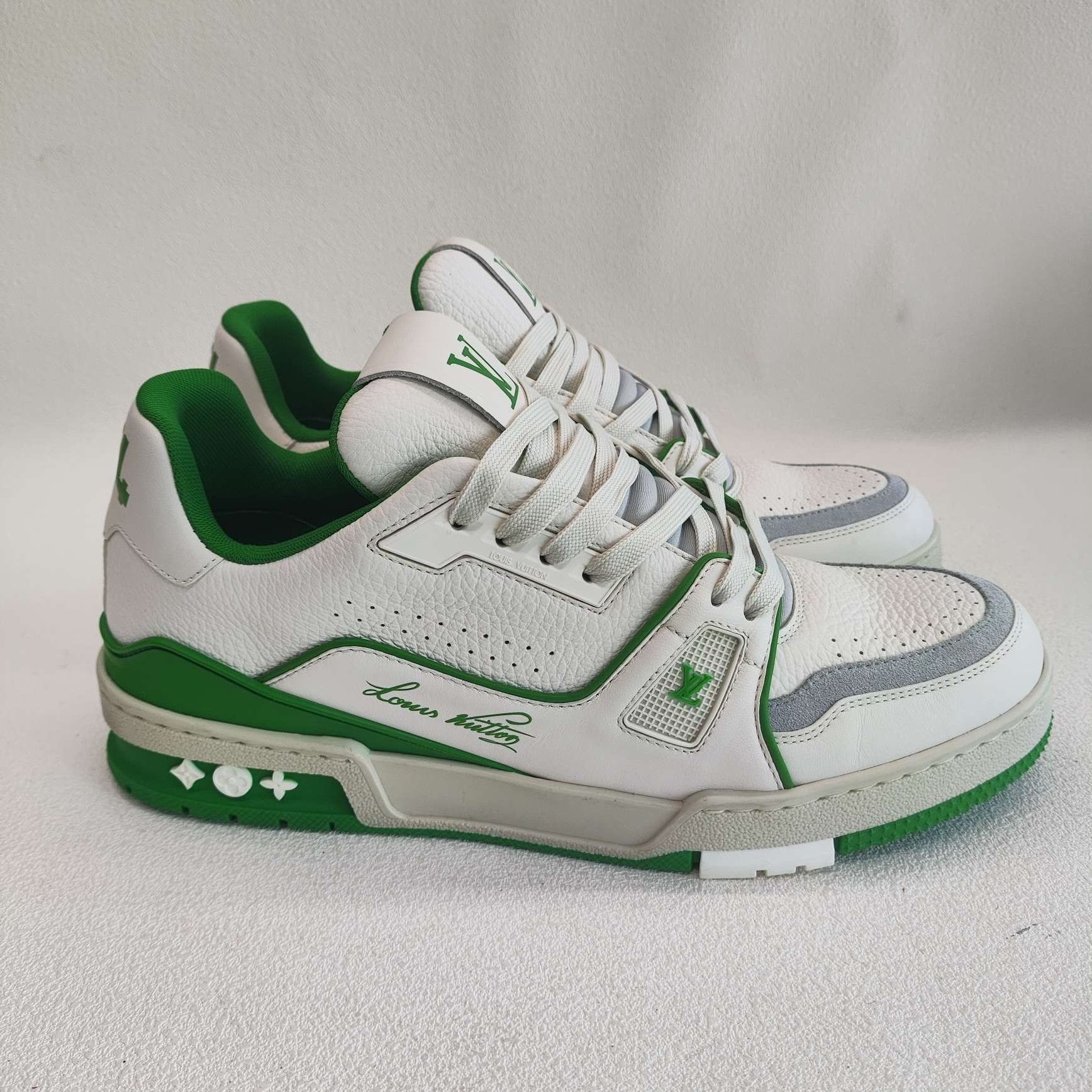 Louis Vuitton Louis Vuitton Green White Trainer Sneakers Size 8 Size US 8 / EU 41 - 5 Thumbnail