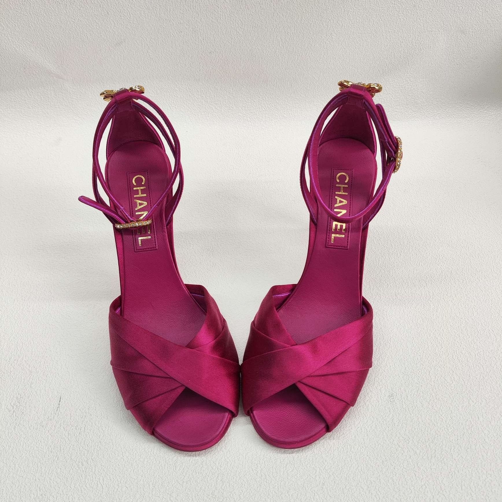 Chanel Chanel Satin Rhinestone Heels Size 37 Size US 7 / IT 37 - 10 Thumbnail