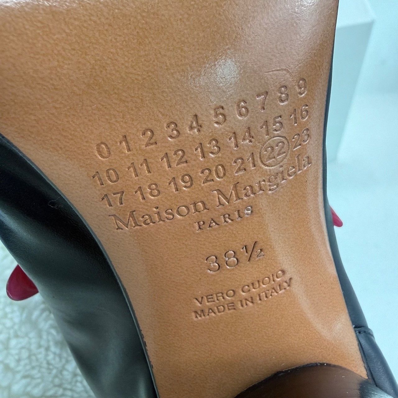 Maison Margiela Maison Margiela Black Leather Tabi Boots Size 38.5 Size US 8.5 / IT 38.5 - 9 Thumbnail