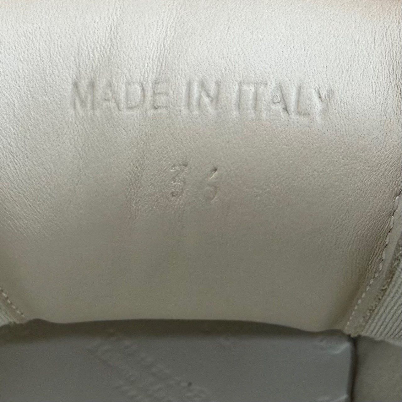 Maison Margiela Maison Margiela Replica Sneakers Size 36 Size US 6 / IT 36 - 7 Thumbnail
