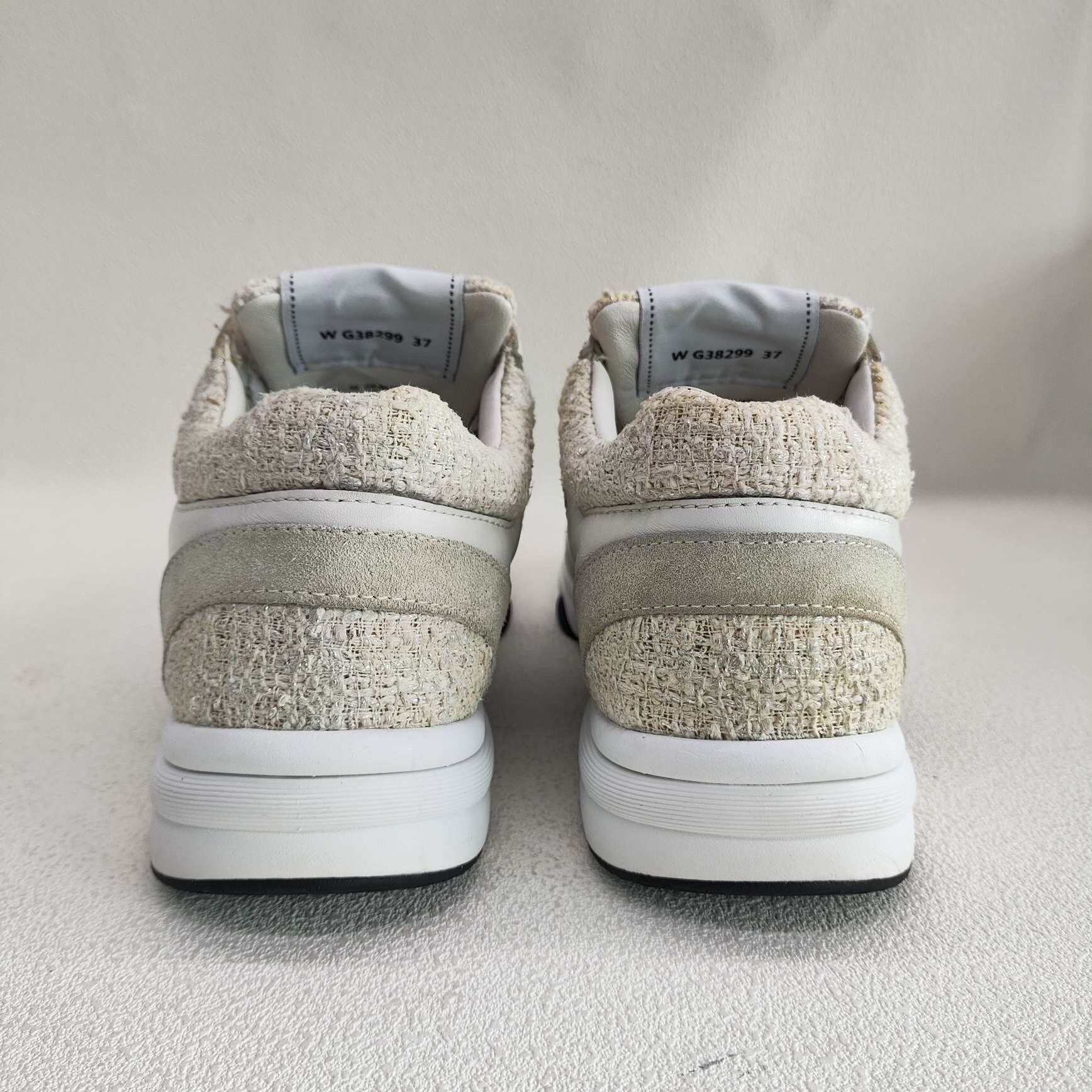 Chanel Chanel Logo Tweed Low-Top Sneakers Size 37 Size US 7 / IT 37 - 6 Thumbnail