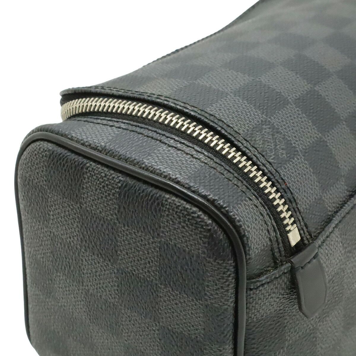 Louis Vuitton Louis Vuitton Louis Vuitton Damier Graphite Toiletry Pouch Textile Clutch Bag N47625 DUTY FREE for USA Size ONE SIZE - 4 Thumbnail