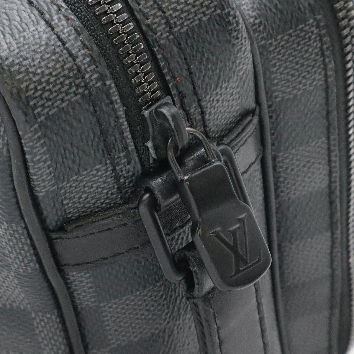 Louis Vuitton Louis Vuitton Louis Vuitton Utility Messenger Damier Graphite shoulder bag Textile Shoulder Bag N40280 DUTY FREE for USA Size ONE SIZE - 5 Thumbnail