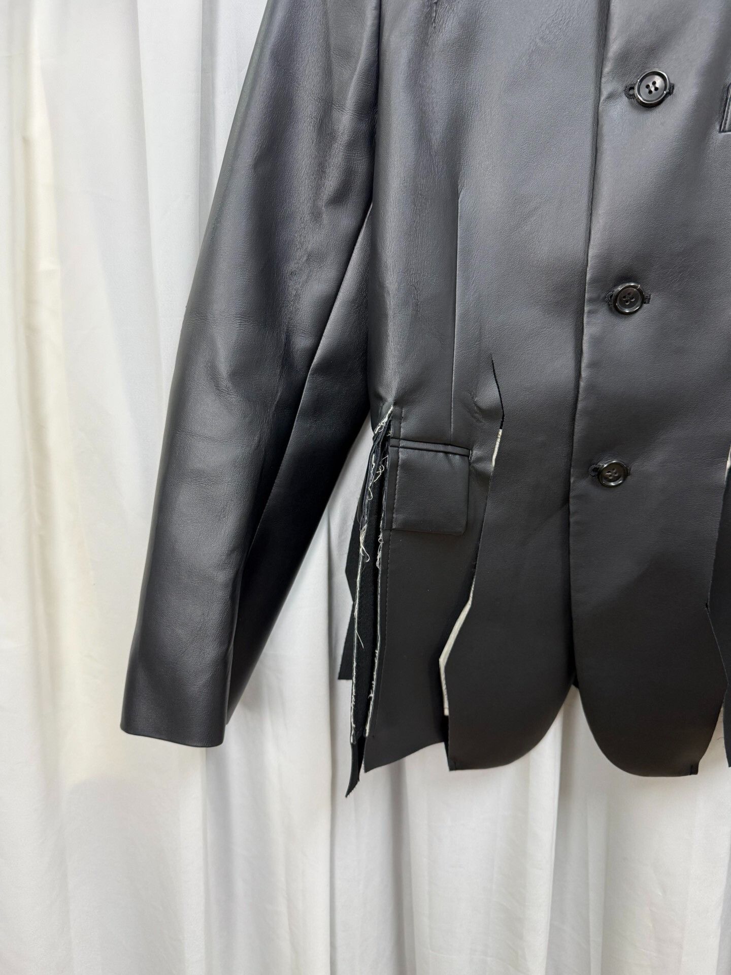Comme des Garcons Comme des Garçons PU Jacket with Fringe Size M / US 6-8 / IT 42-44 - 3 Thumbnail