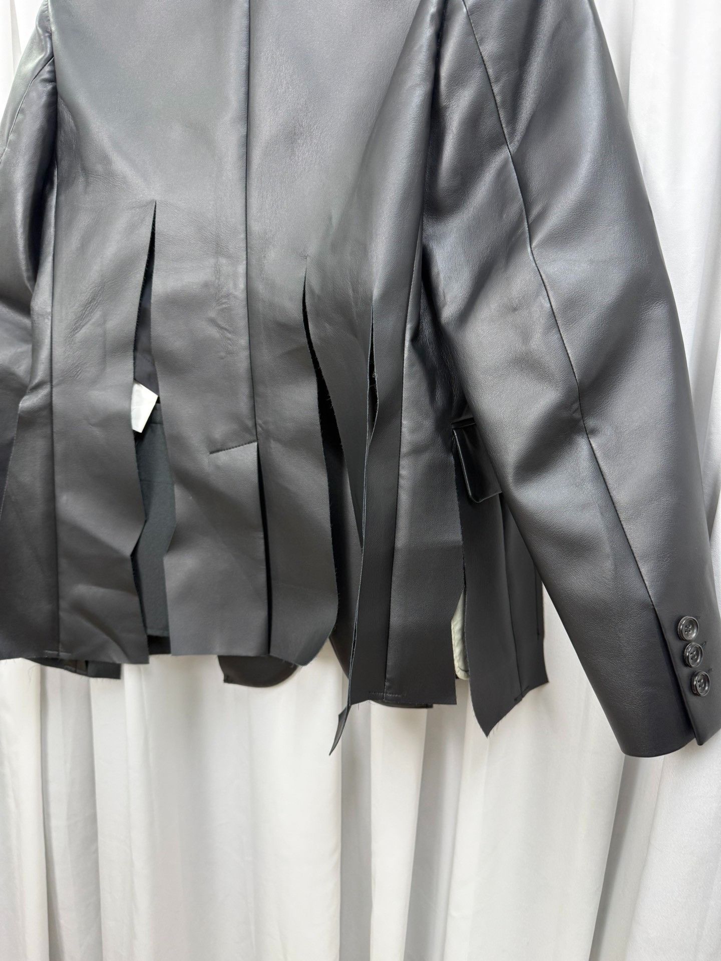 Comme des Garcons Comme des Garçons PU Jacket with Fringe Size M / US 6-8 / IT 42-44 - 8 Thumbnail