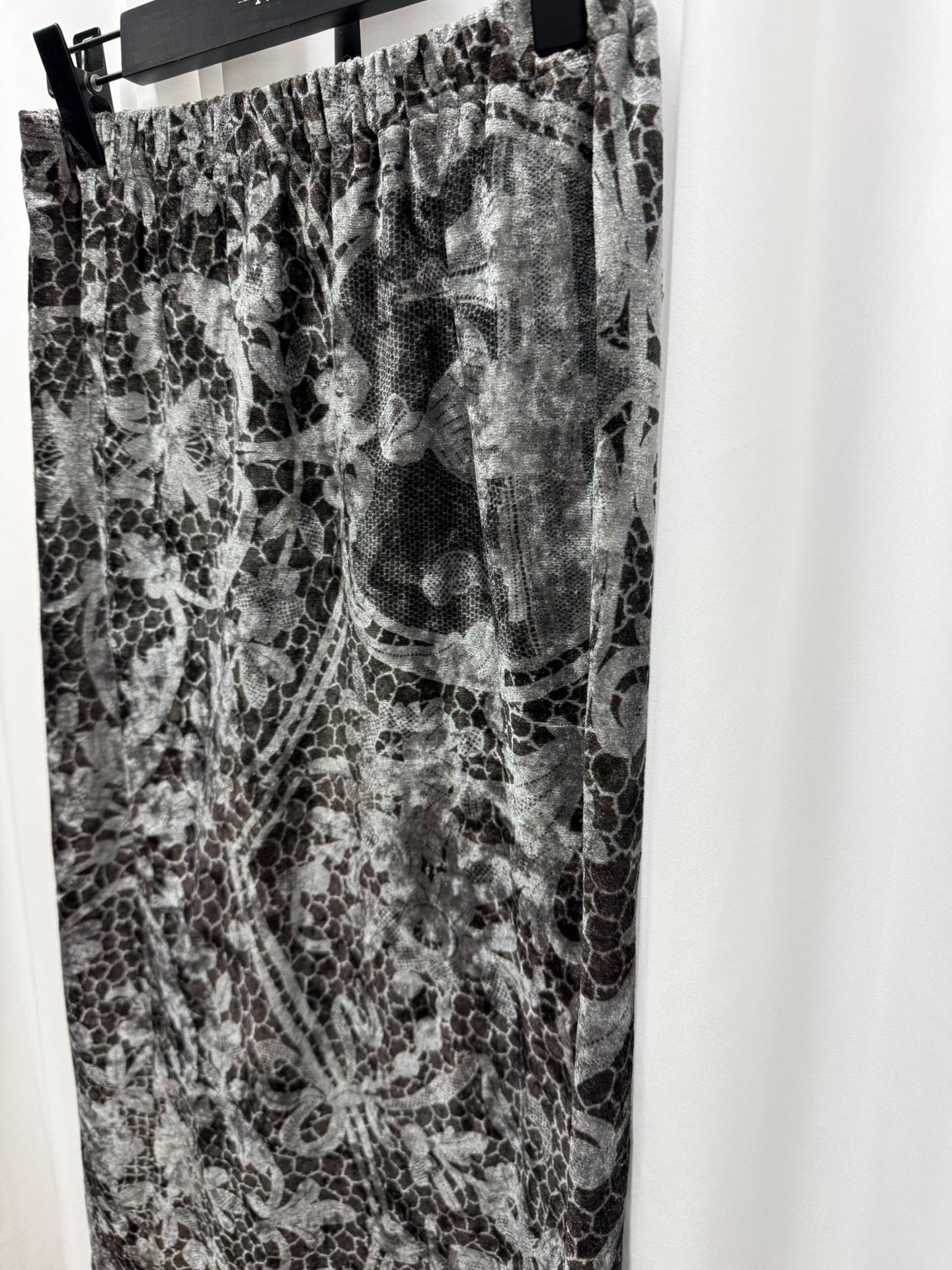 Comme des Garcons Comme des Garcons 1996 Velvet Snake Print Dress Size M / US 6-8 / IT 42-44 - 5 Thumbnail