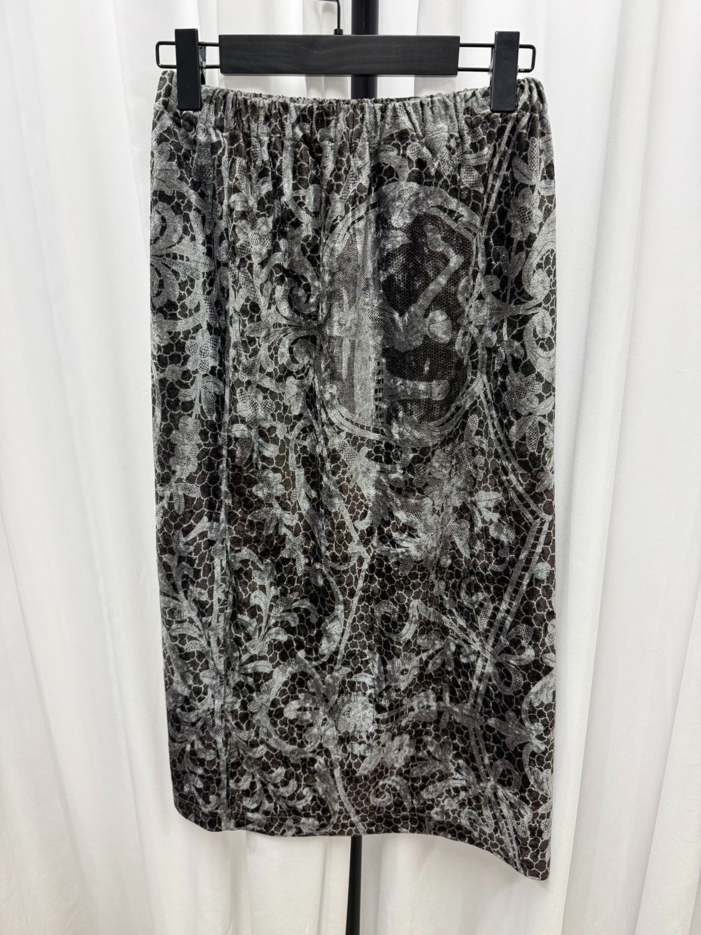 Comme des Garcons Comme des Garcons 1996 Velvet Snake Print Dress Size M / US 6-8 / IT 42-44 - 4 Thumbnail