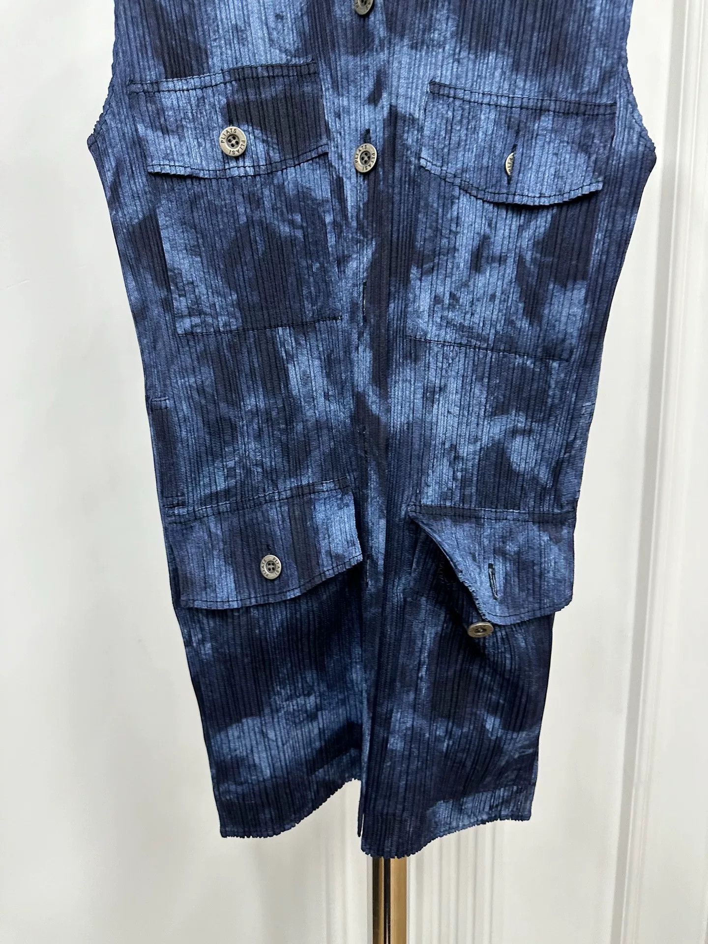 Pleats Please Issey Miyake Issey Miyake Pleats Please Tie-Dye Blue Four-Pocket Vest Size M / US 6-8 / IT 42-44 - 3 Thumbnail
