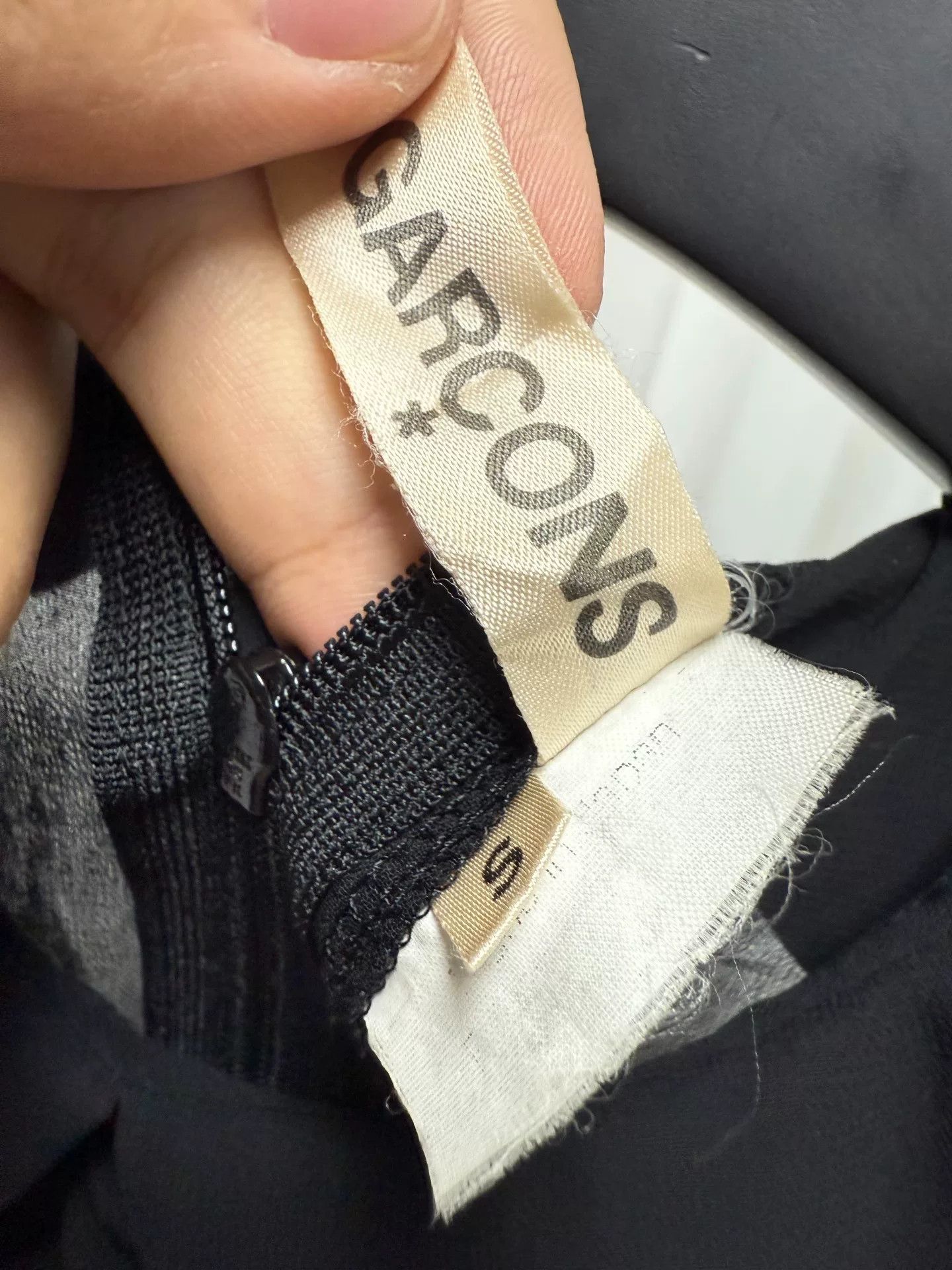 Comme des Garcons Comme des Garçons Tulle Crewneck Pullover Size M / US 6-8 / IT 42-44 - 4 Thumbnail
