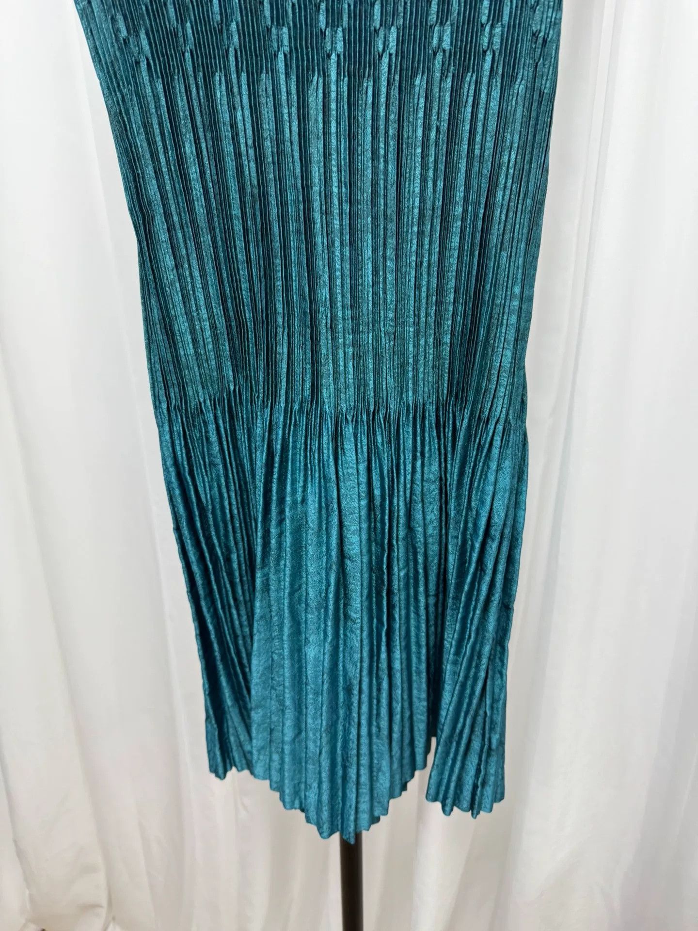 Issey Miyake Issey Miyake Metallic Pleated Dress Size M / US 6-8 / IT 42-44 - 3 Thumbnail