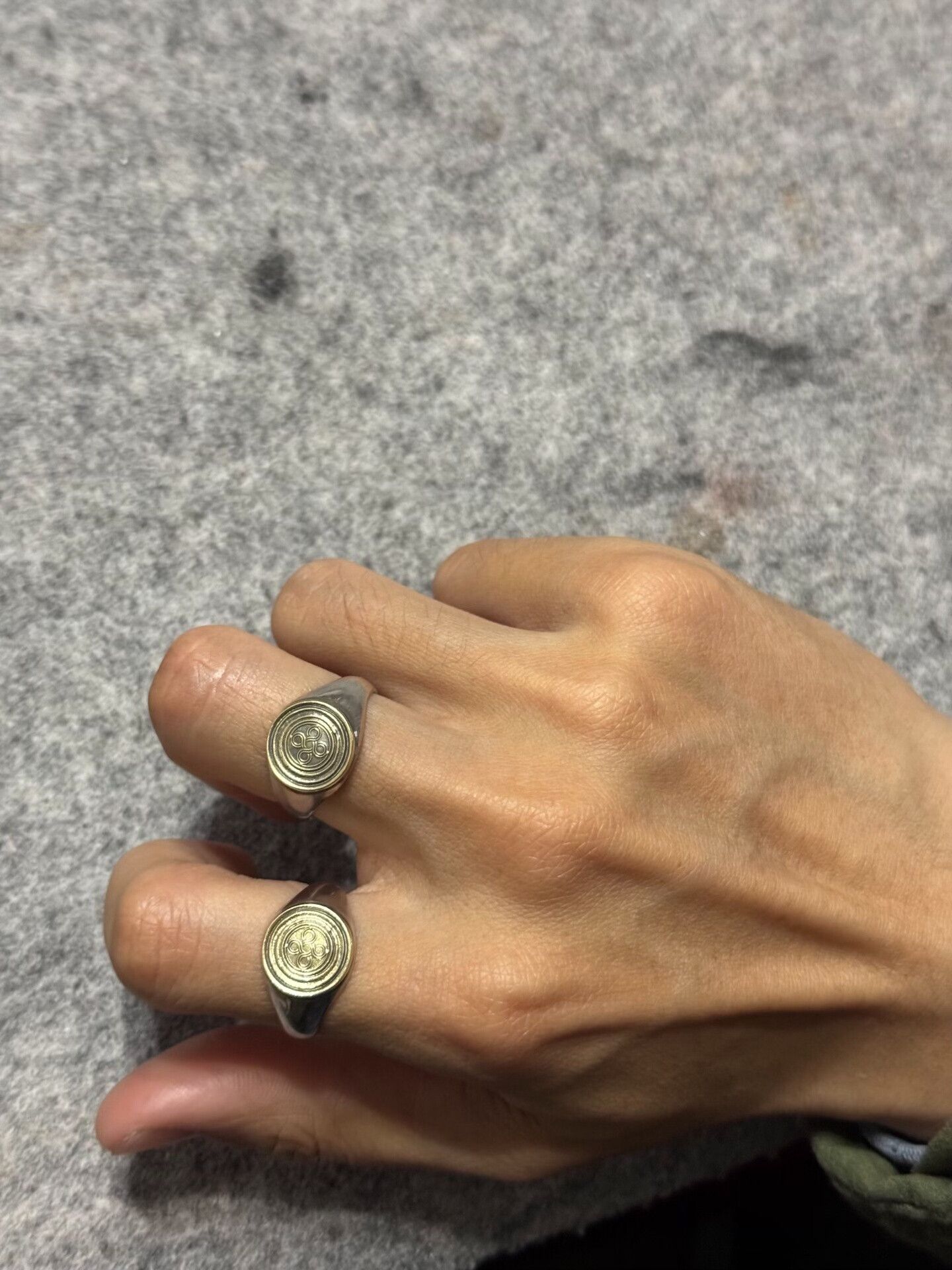 TANAKA CHOLOS 18K Gold Infinity Wheel Ring Size ONE SIZE - 7 Thumbnail