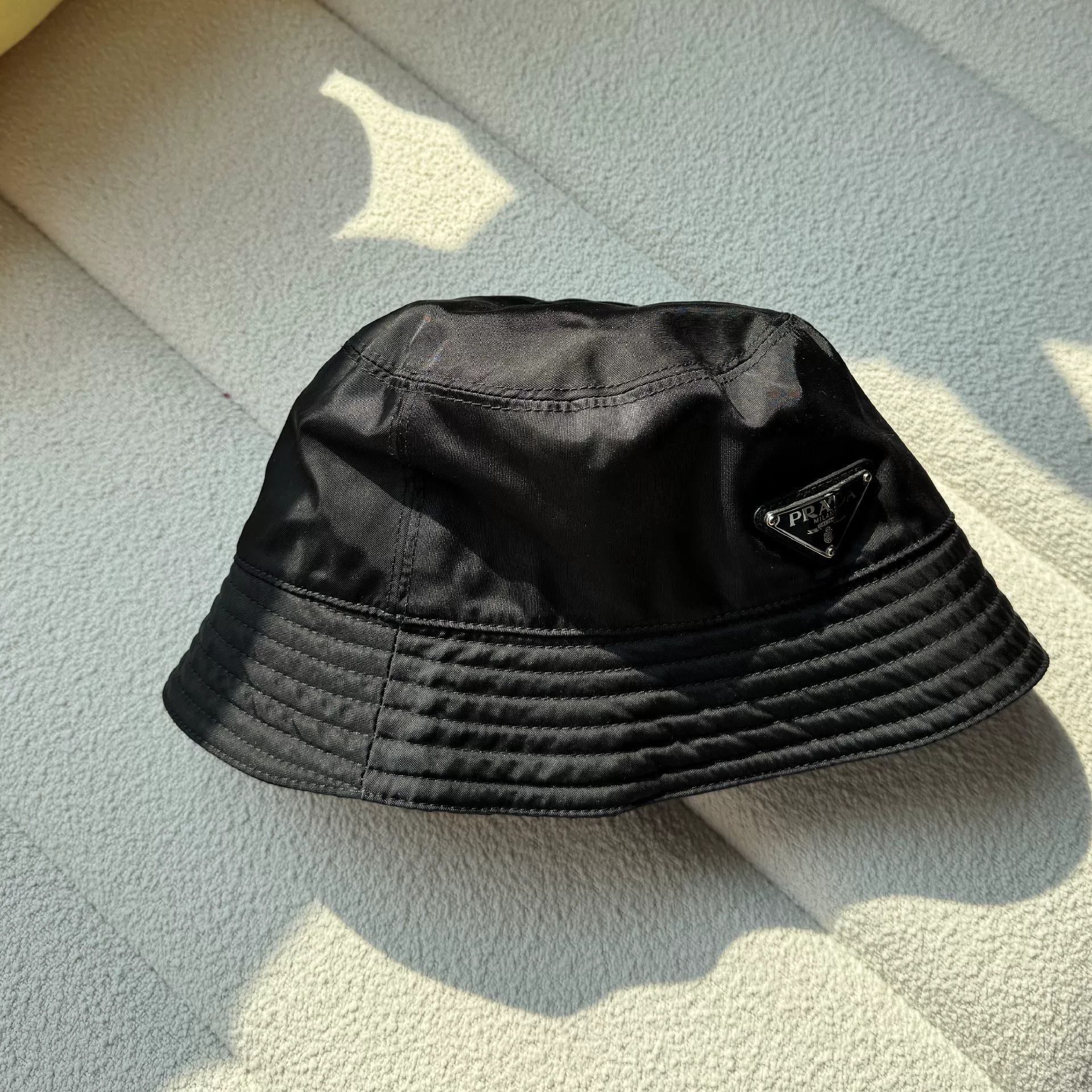 Prada Prada Re-Nylon Black Bucket Hat Size ONE SIZE - 3 Thumbnail