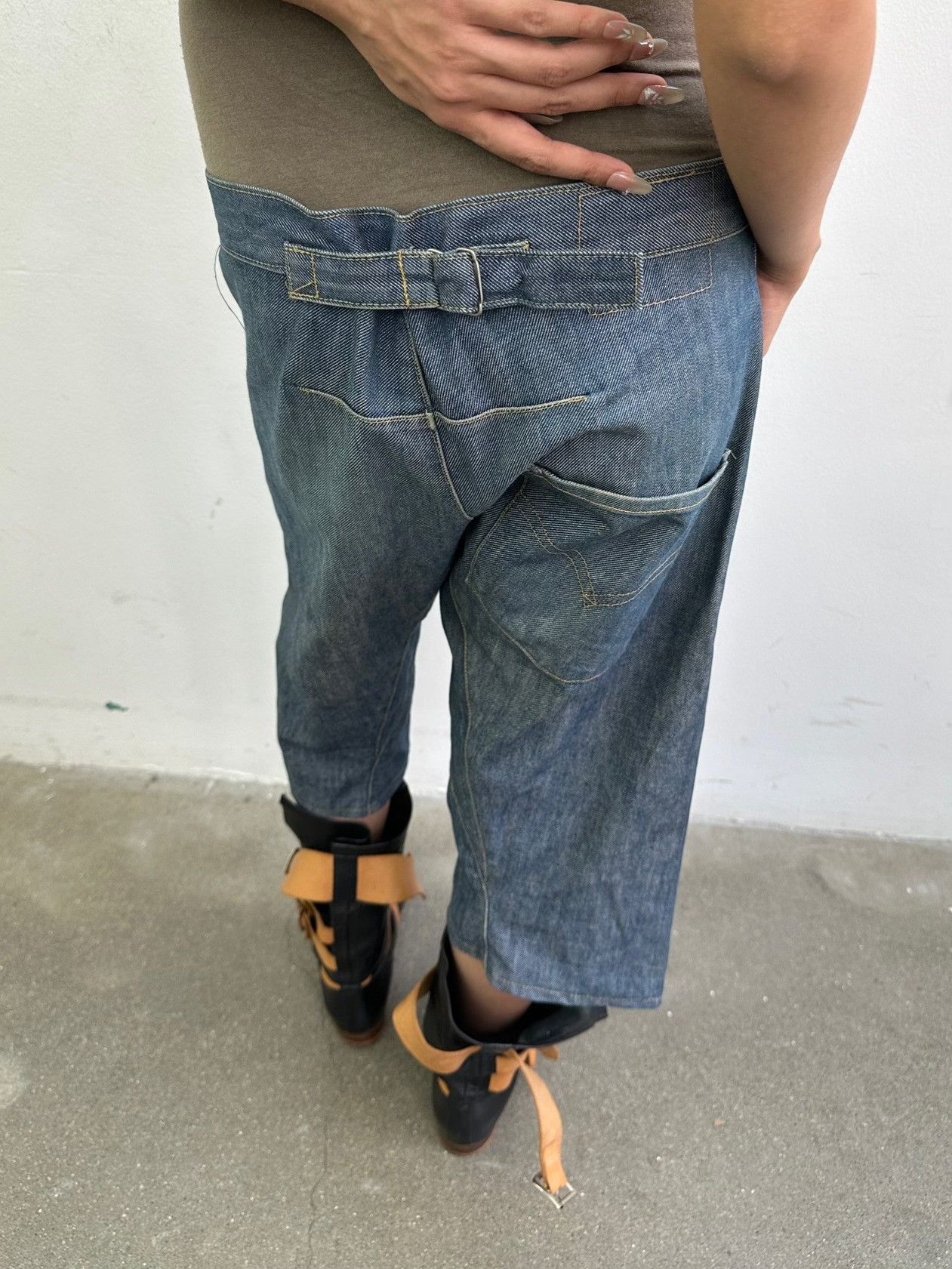 Levi's Levi's Engineered Vintage Loose Cropped Jeans Size US 30 / EU 46 - 9 Thumbnail