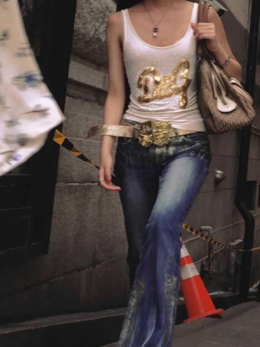 Dolce & Gabbana Dolce & Gabbana Sequin Logo Camisole Size M / US 6-8 / IT 42-44 - 8 Thumbnail