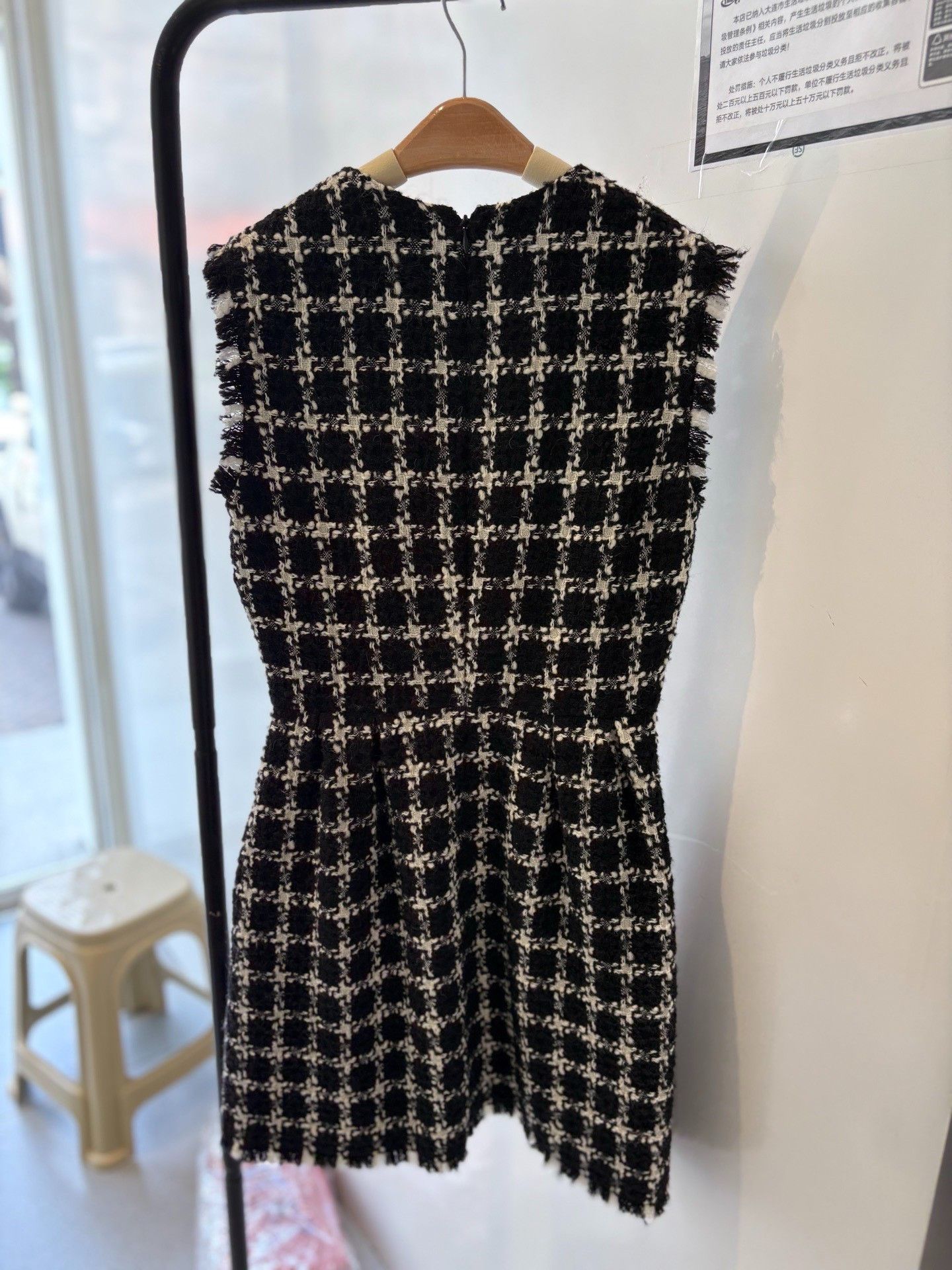 Valentino Valentino Black Plaid Tweed Sleeveless Dress Size S / US 4 / IT 40 - 2 Thumbnail