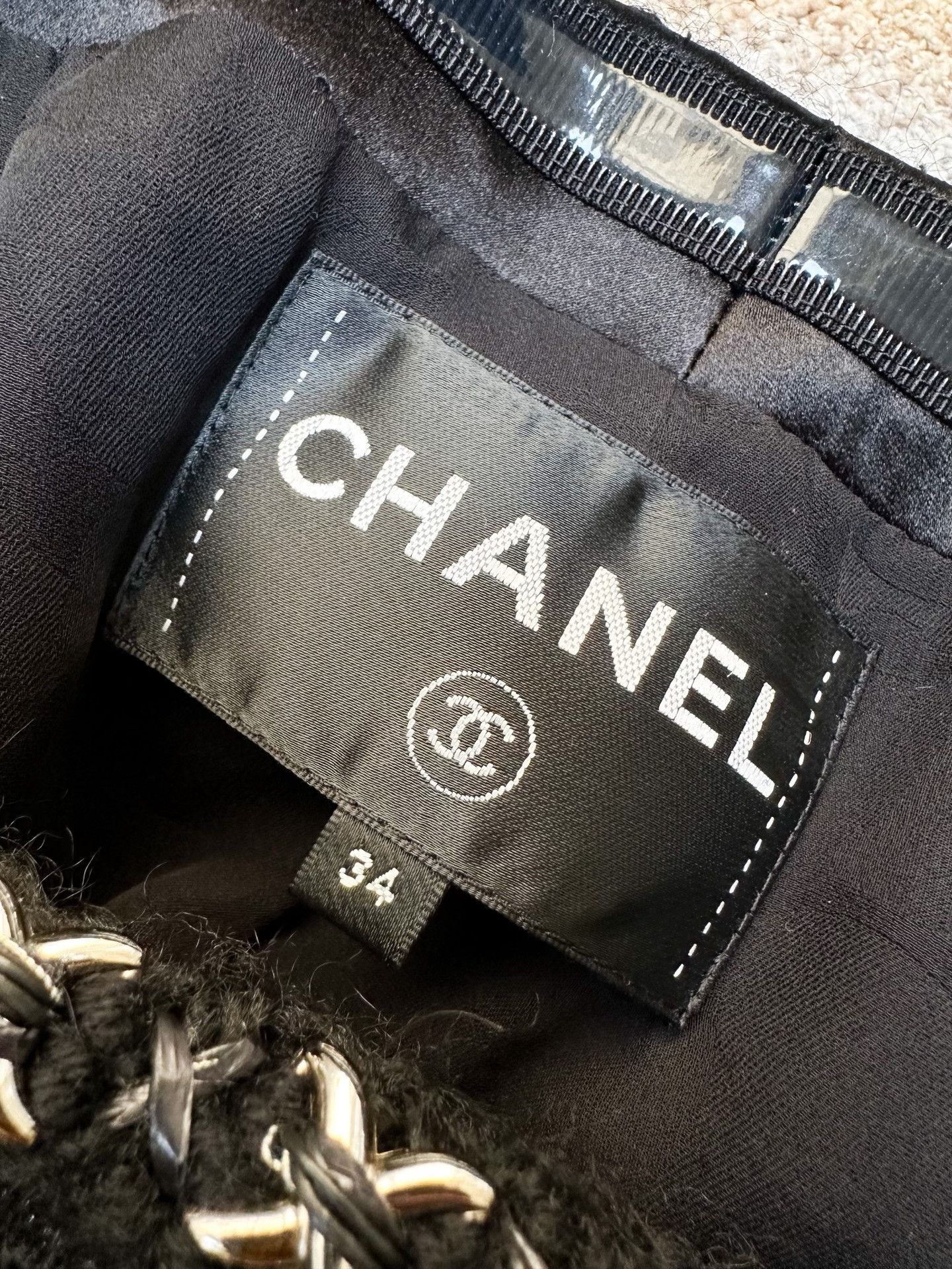 Chanel Chanel 21A Black Off-Shoulder Jacket Size XXS / US 00 / IT 34 - 5 Thumbnail