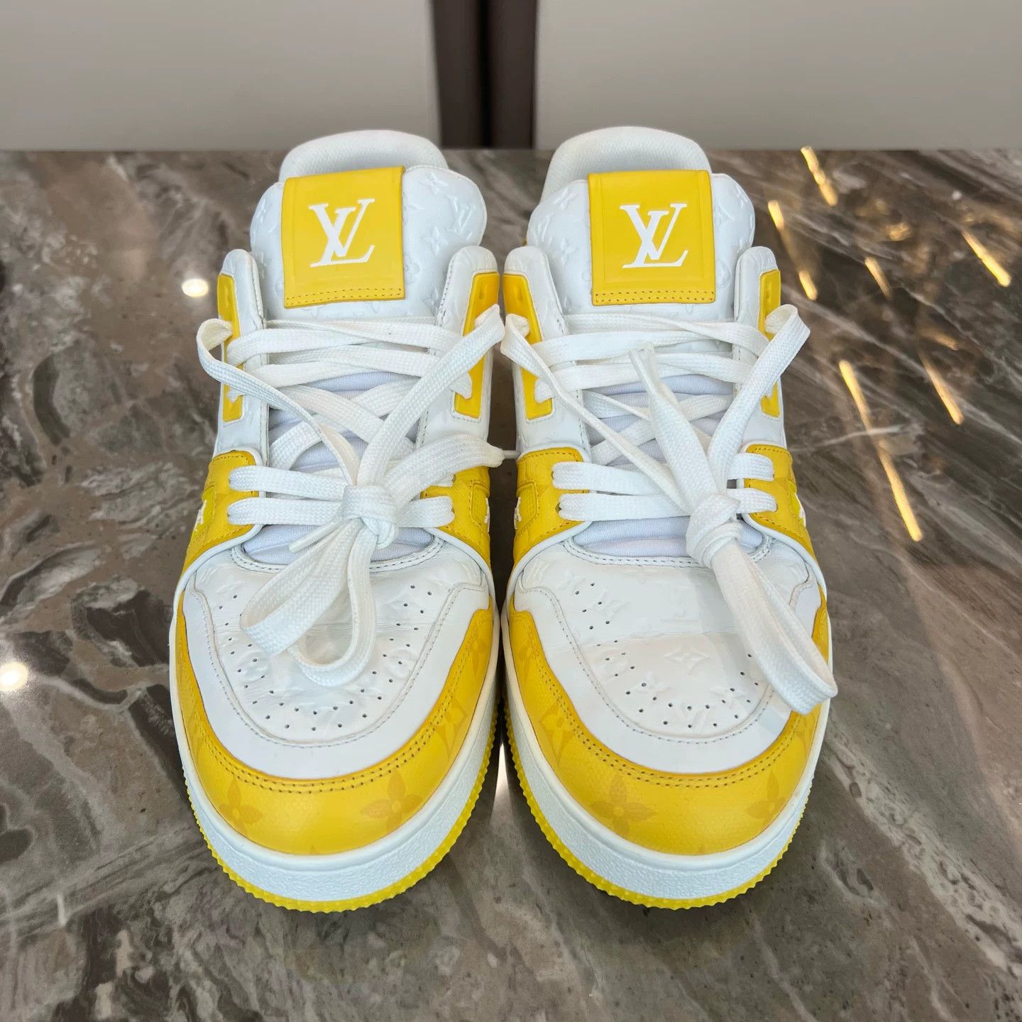 Louis Vuitton Louis Vuitton Trainer White Yellow Size US 8 / EU 41 - 2 Thumbnail