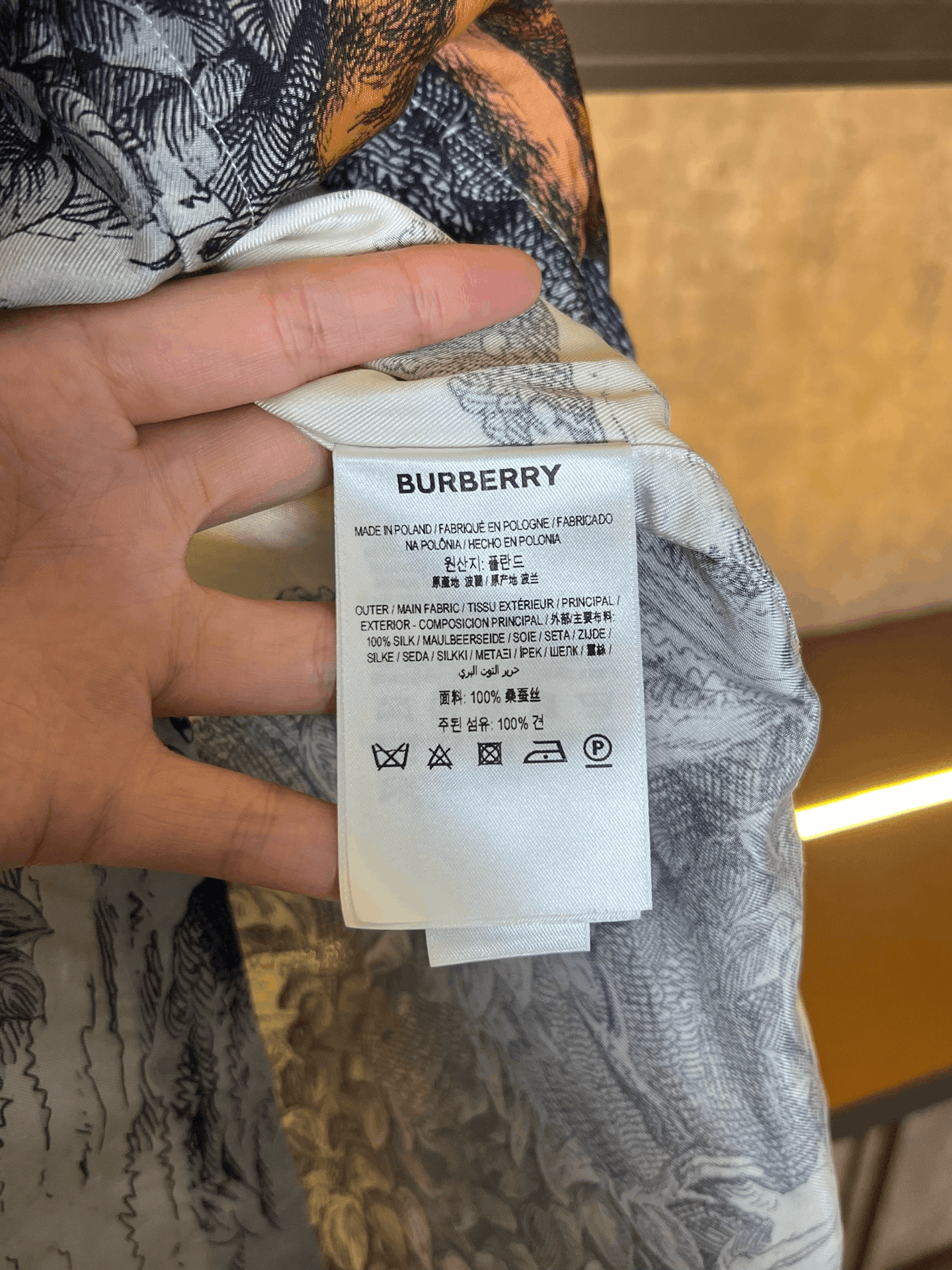 Burberry Burberry Silk Coat Size M / US 6-8 / IT 42-44 - 5 Thumbnail