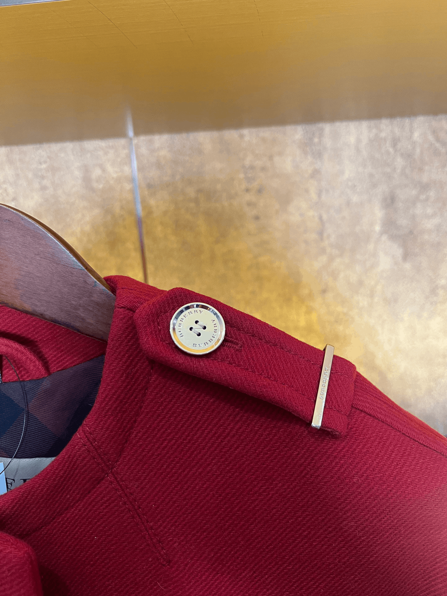 Burberry Burberry Red Coat Size M / US 6-8 / IT 42-44 - 3 Thumbnail