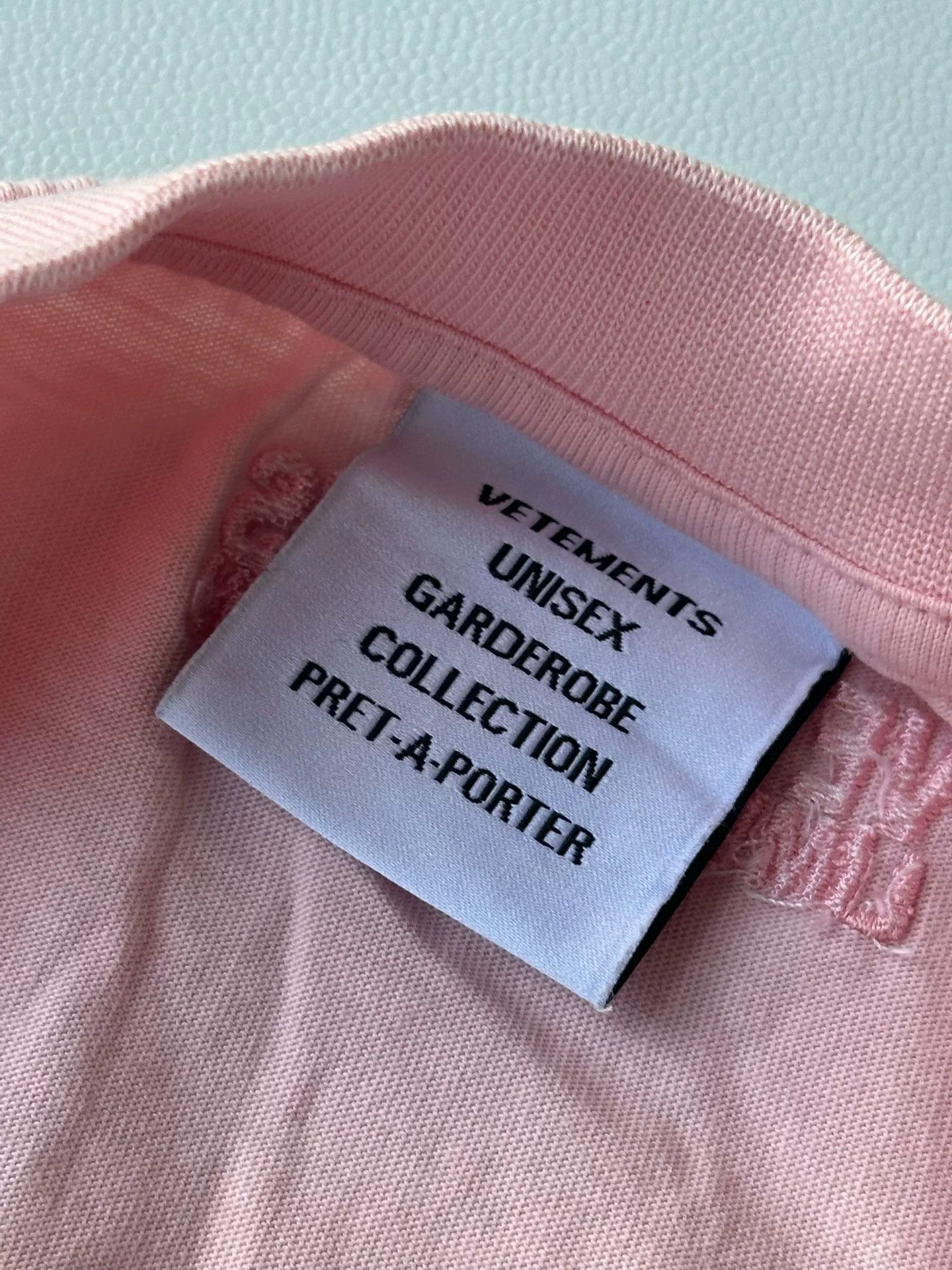 Vetements Vetements I Like Fairytales Slogan Tee Size XS / US 0-2 / IT 36-38 - 2 Thumbnail