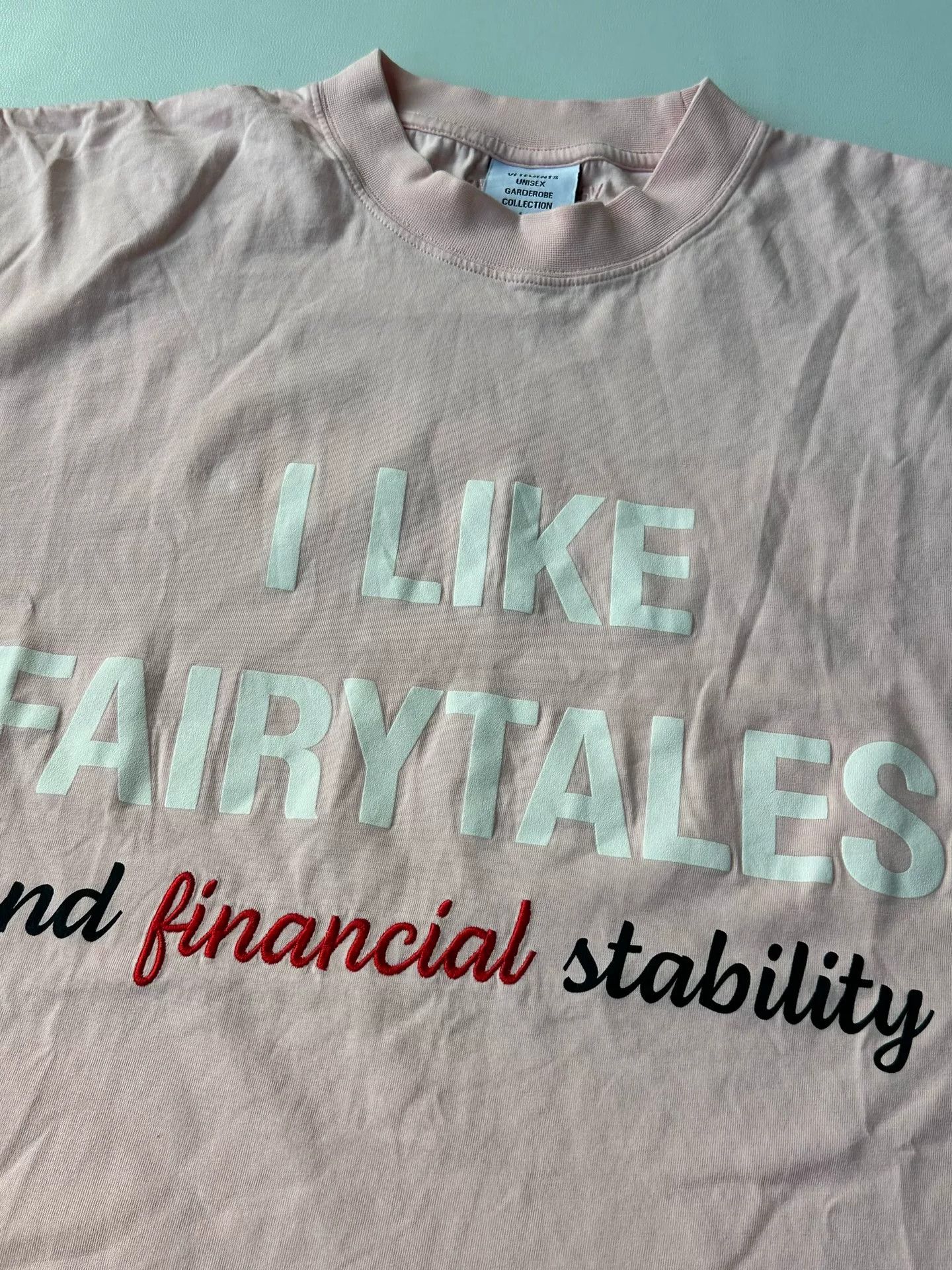 Vetements Vetements I Like Fairytales Slogan Tee Size XS / US 0-2 / IT 36-38 - 3 Thumbnail