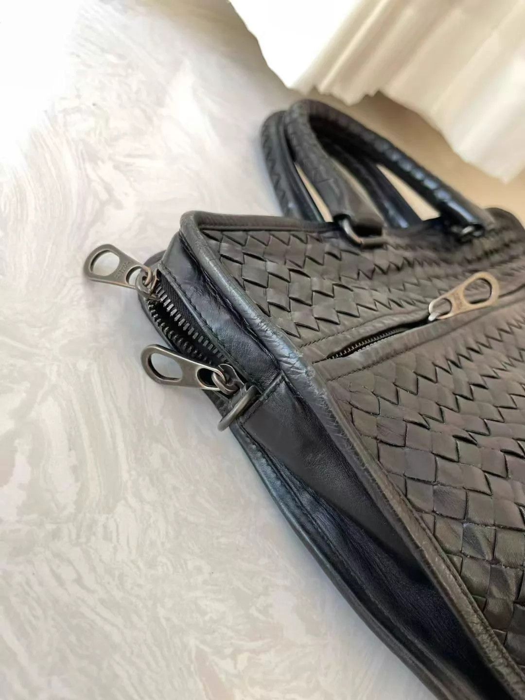 Bottega Veneta Woven Black Leather Tote Bag Size ONE SIZE - 6 Thumbnail