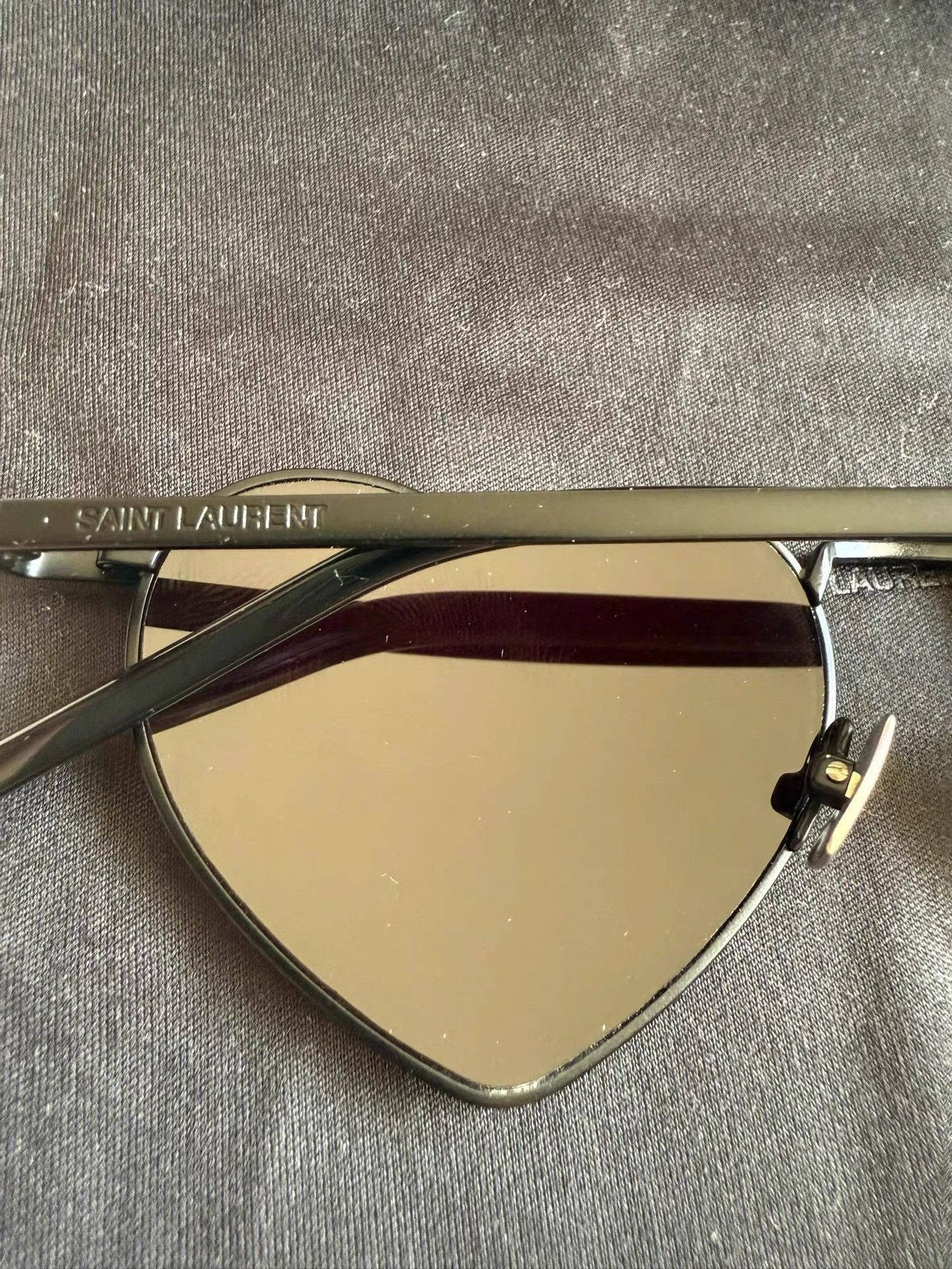 Saint Laurent Paris Heart-Shaped Black Sunglasses Size ONE SIZE - 2 Thumbnail