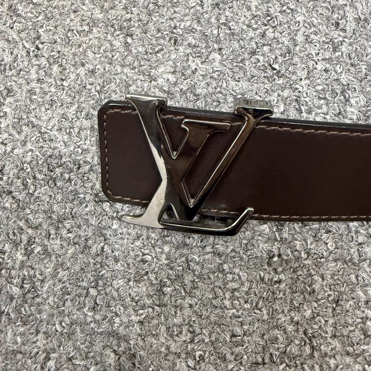 Louis Vuitton Leather Belt with Silver-Tone Buckle Size ONE SIZE - 2 Thumbnail