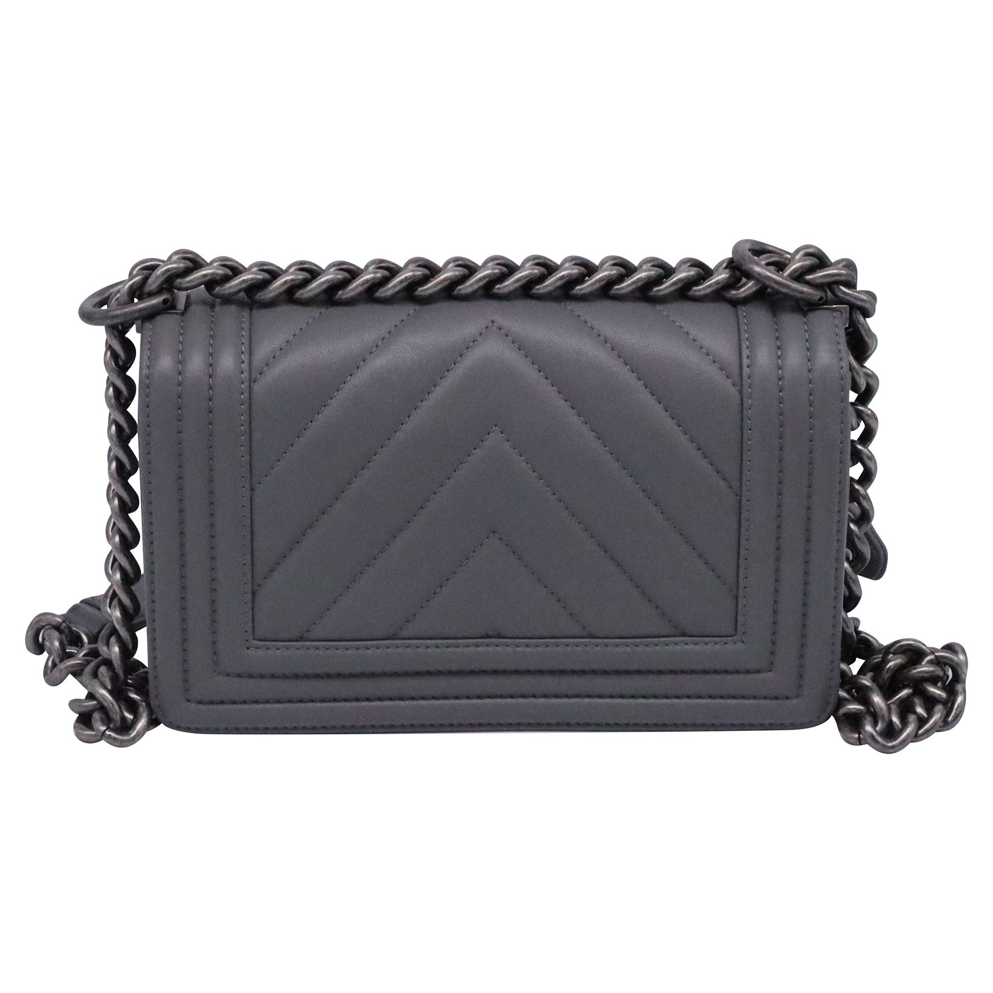Chanel Chanel Small Boy Flap Shoulder Bag in Grey Calf Leather Size ONE SIZE - 3 Thumbnail