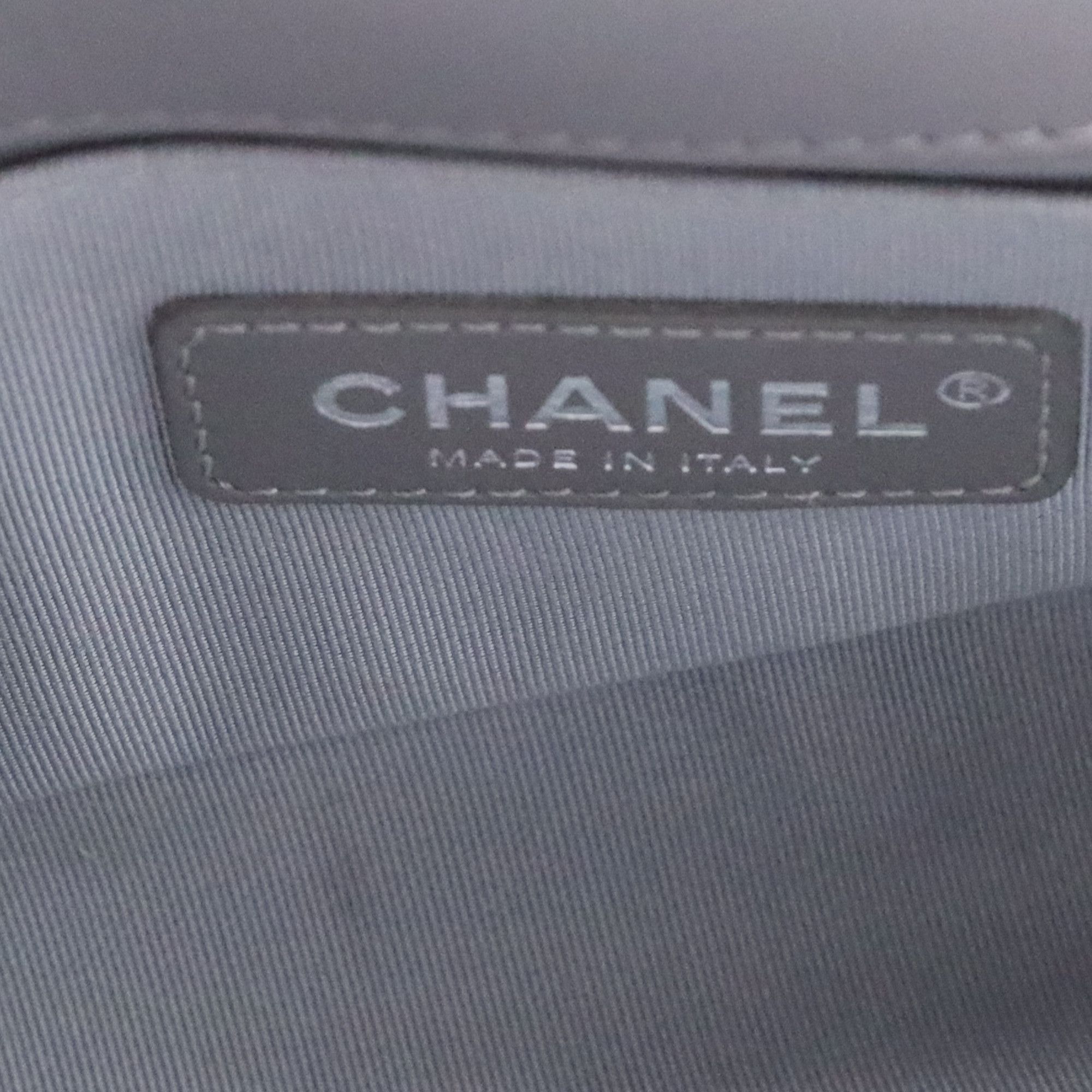 Chanel Chanel Small Boy Flap Shoulder Bag in Grey Calf Leather Size ONE SIZE - 7 Thumbnail