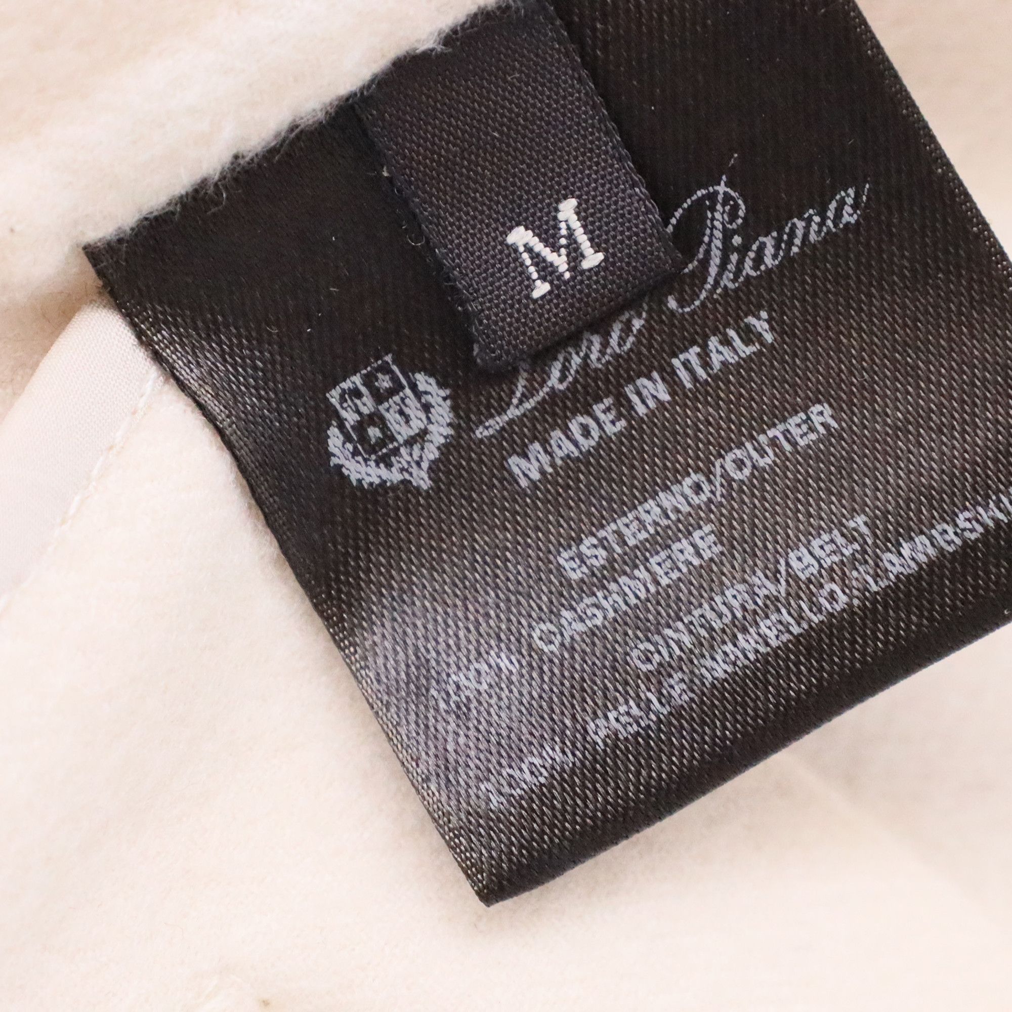 Loro Piana Loro Piana Sleeveless Coat with Pockets in Cream Cashmere Size XS / US 0-2 / IT 36-38 - 6 Thumbnail