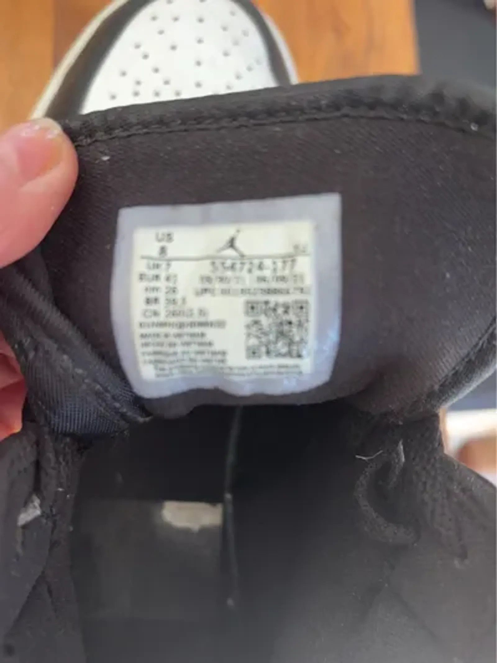 Nike Nike Jordan Air Sneakers Size US 9 / EU 42 - 2 Thumbnail