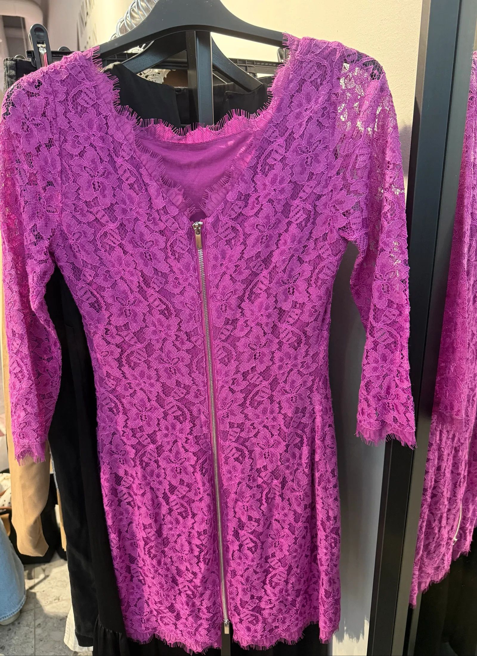 Diane von Furstenberg Diane von Furstenberg Dress Size S / US 4 / IT 40 - 4 Thumbnail
