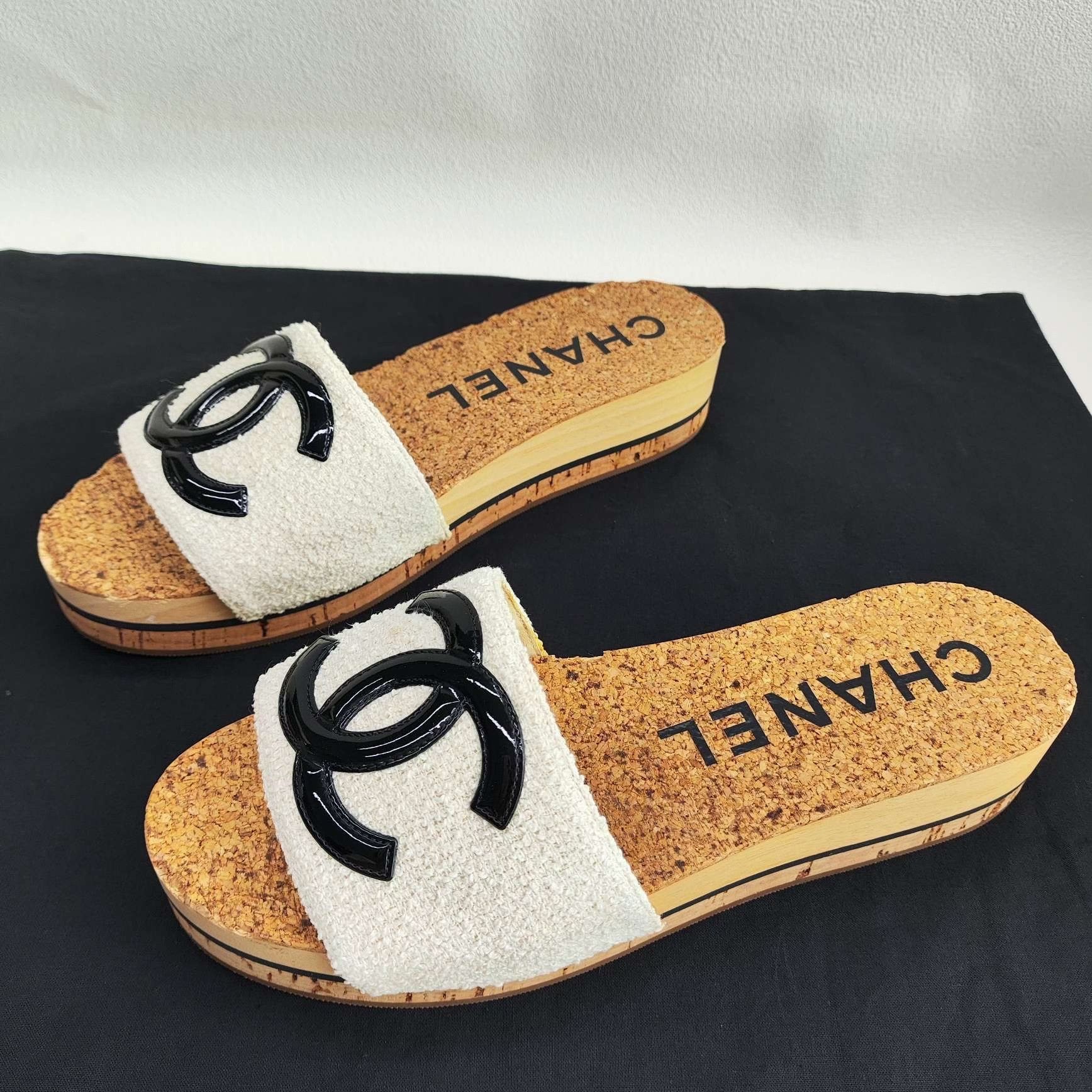 Chanel Chanel Tweed Logo Slides Size 39/40 Size US 9 / IT 39 - 2 Thumbnail