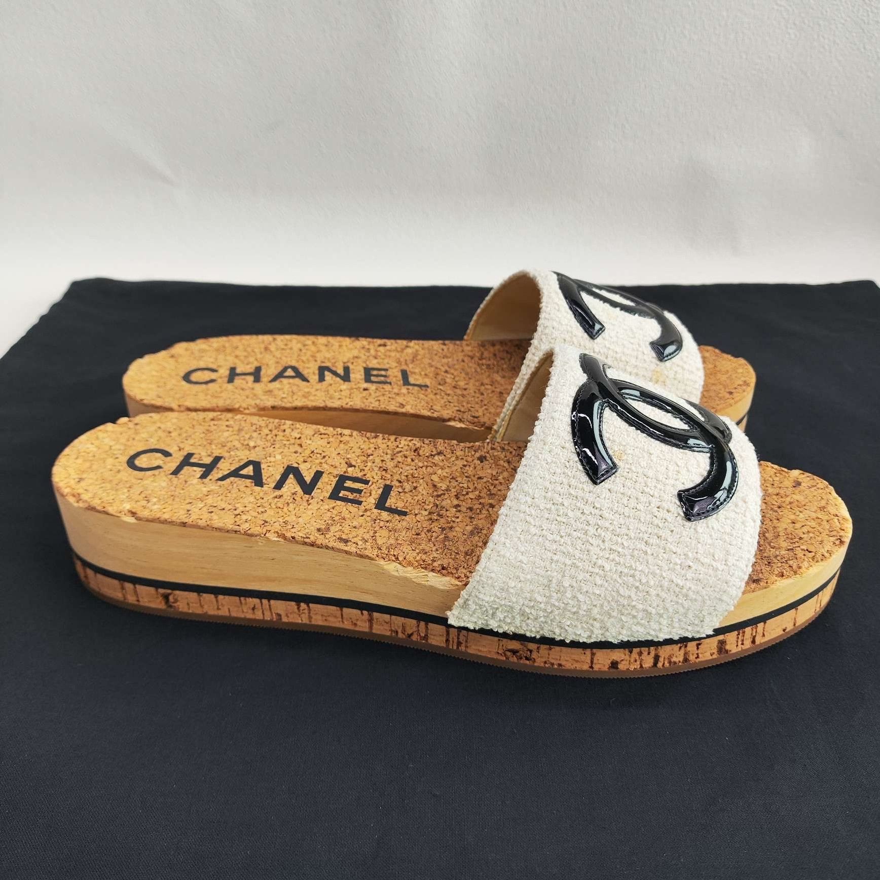Chanel Chanel Tweed Logo Slides Size 39/40 Size US 9 / IT 39 - 5 Thumbnail