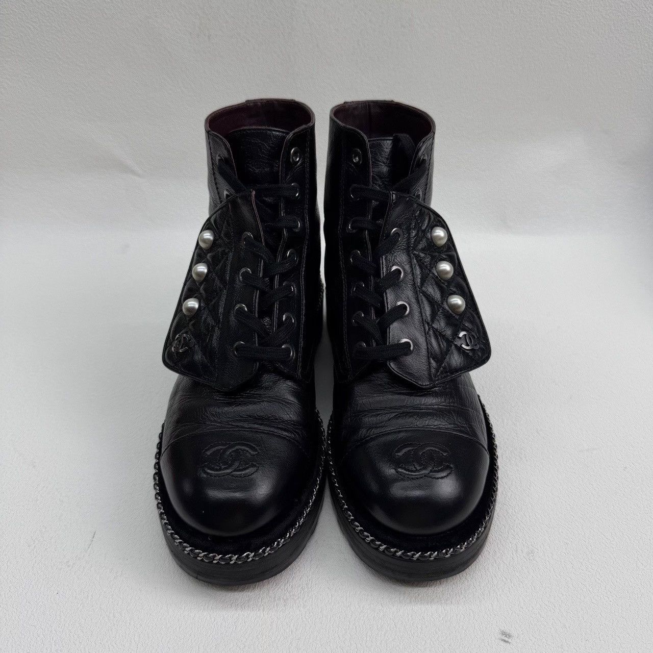 Chanel Chanel Pearl Quilted Lace Up Boots Size 37 Size US 7 / IT 37 - 3 Thumbnail
