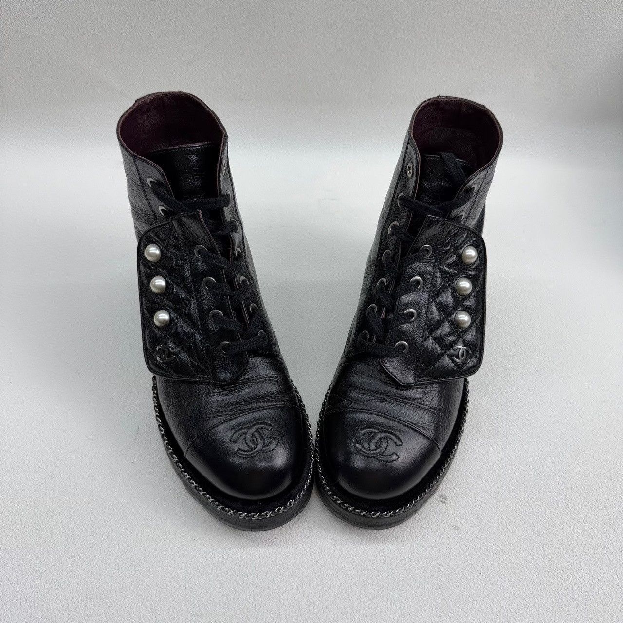 Chanel Chanel Pearl Quilted Lace Up Boots Size 37 Size US 7 / IT 37 - 10 Thumbnail