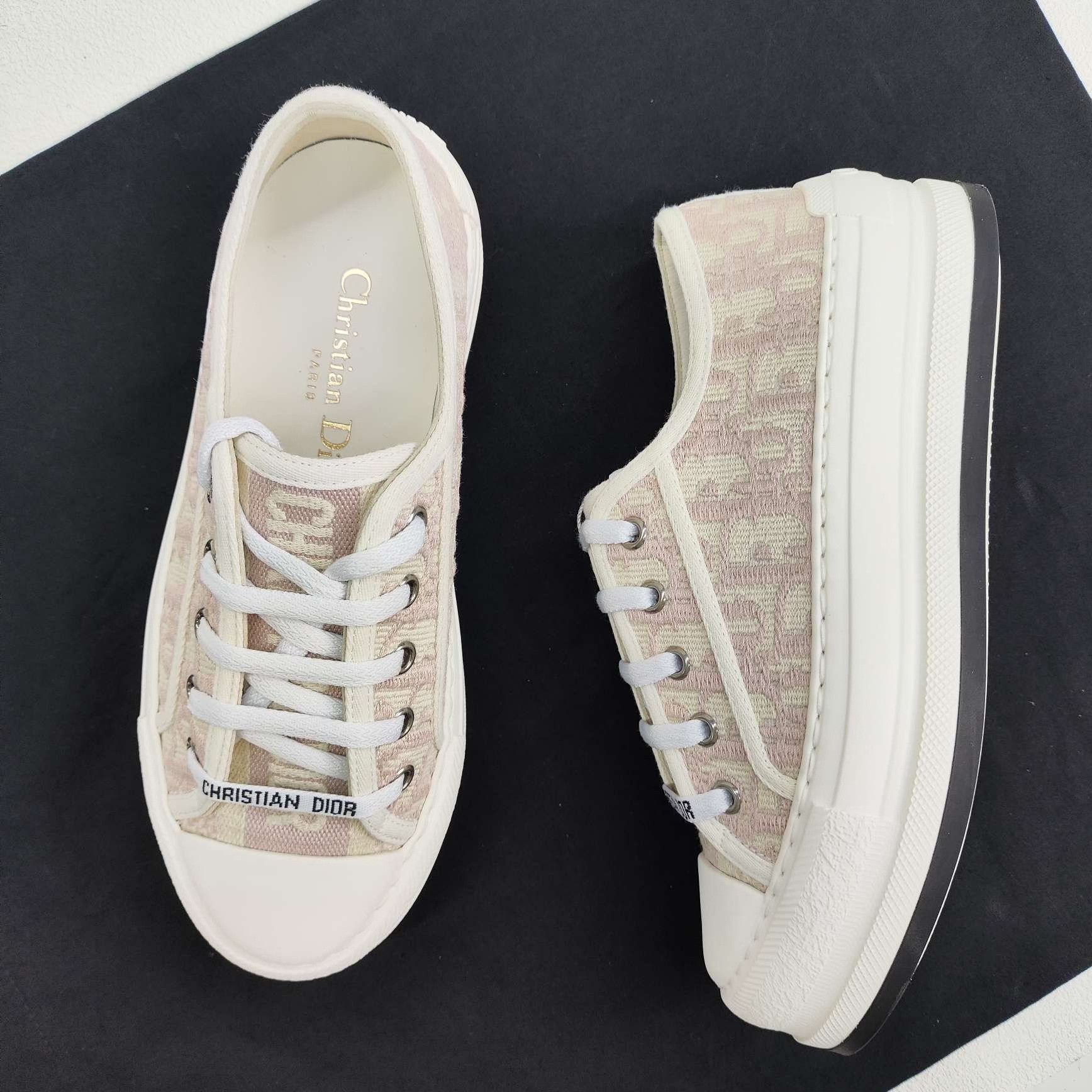 Dior Dior Pink Oblique Walk'n'Dior Sneakers Size 35.5 Size US 5.5 / IT 35.5 - 9 Thumbnail