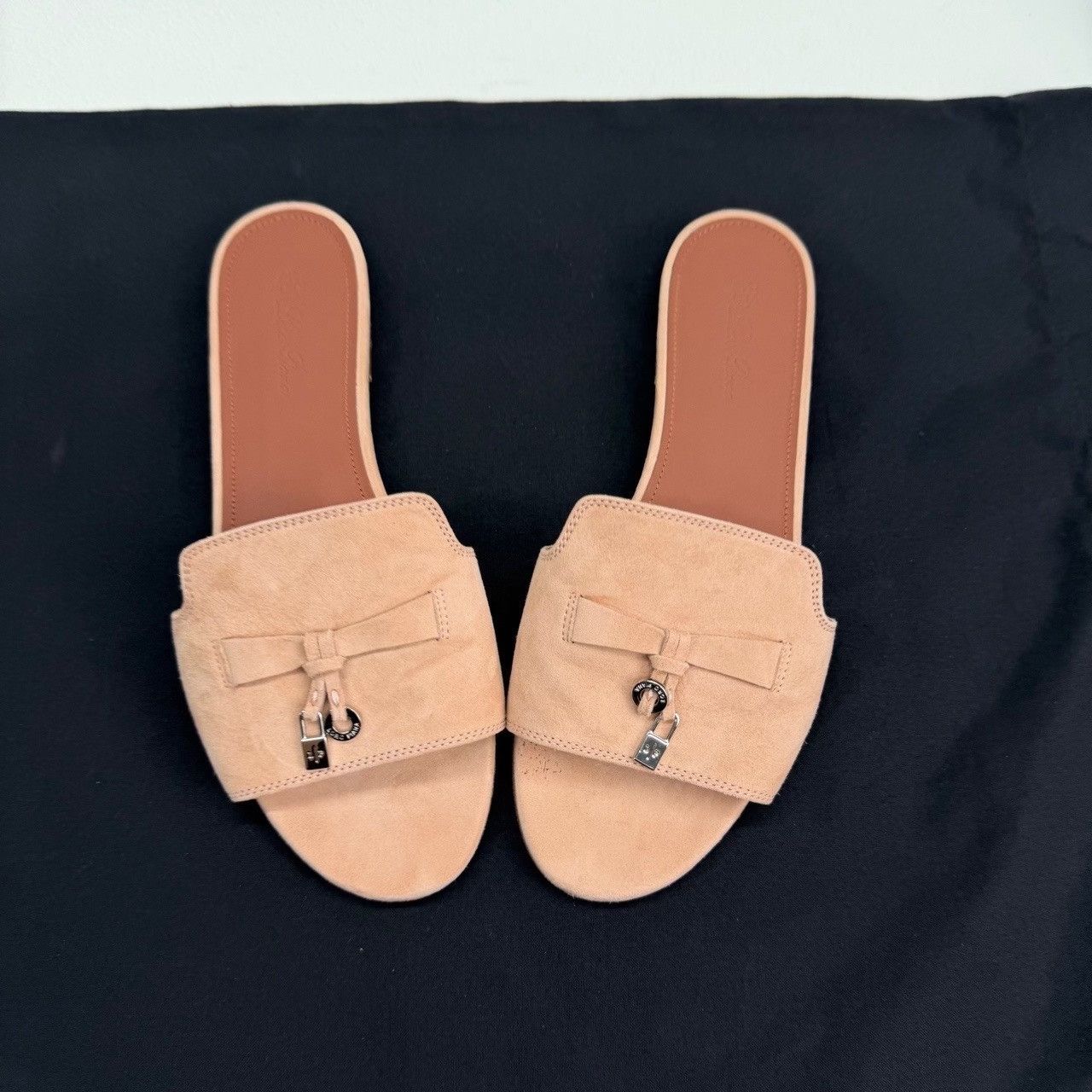 Loro Piana Loro Piana Summer Charms Suede Sandals Size 37.5 Size US 7.5 / IT 37.5 - 9 Thumbnail