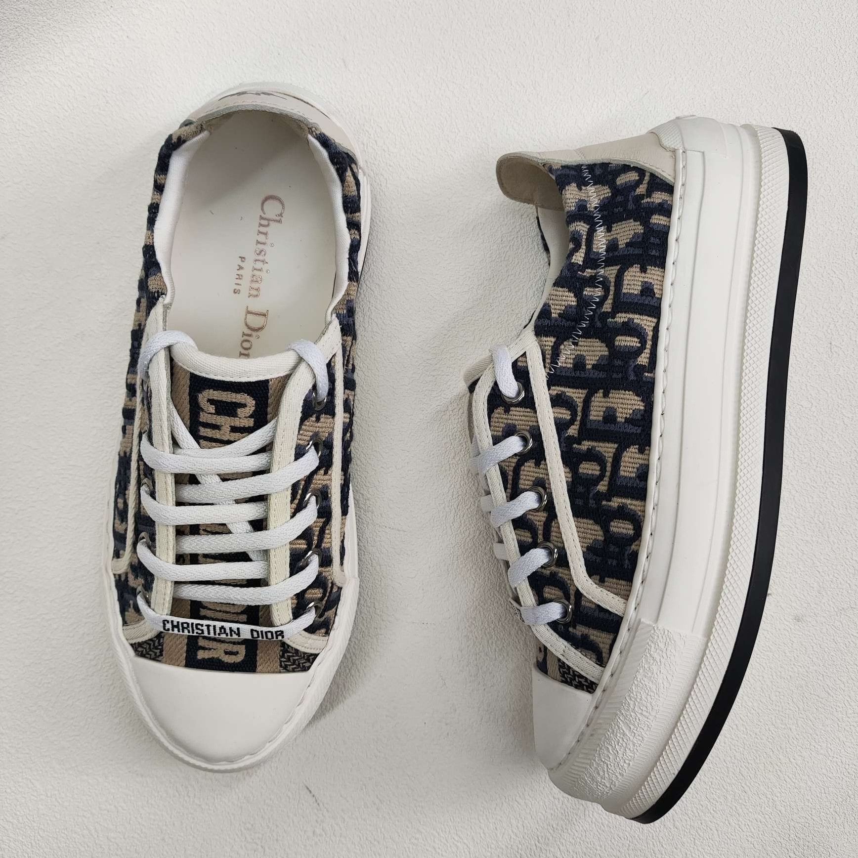 Dior Dior Walk'n'Dior Oblique Sneakers Size 37 Size US 7 / IT 37 - 9 Thumbnail