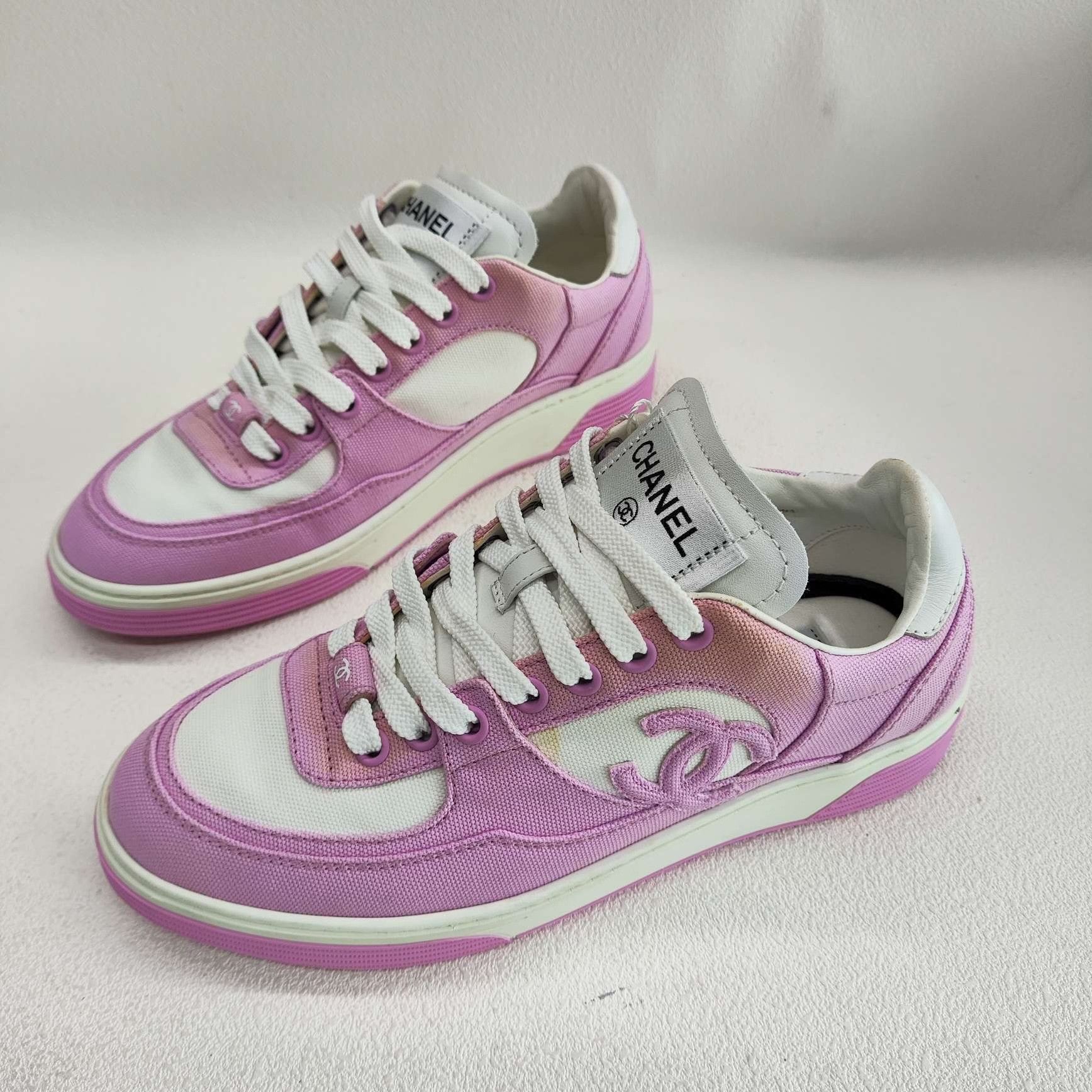 Chanel Chanel Pink Canvas Low-Top Sneakers Size 36.5 Size US 6.5 / IT 36.5 - 2 Thumbnail