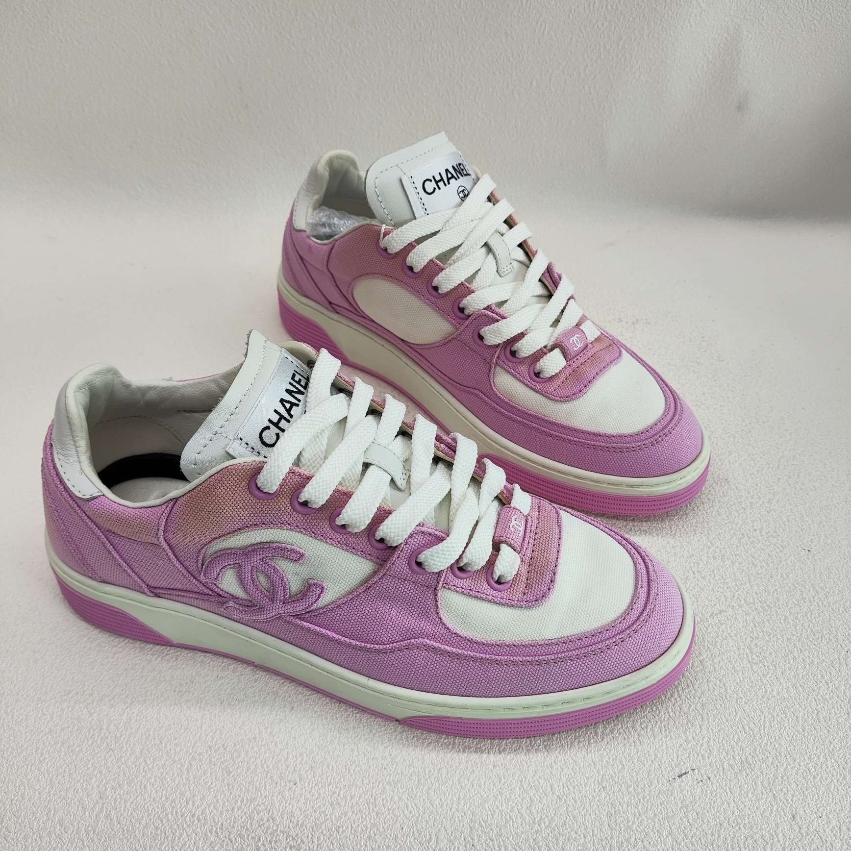 Chanel Chanel Pink Canvas Low-Top Sneakers Size 36.5 Size US 6.5 / IT 36.5 - 4 Thumbnail