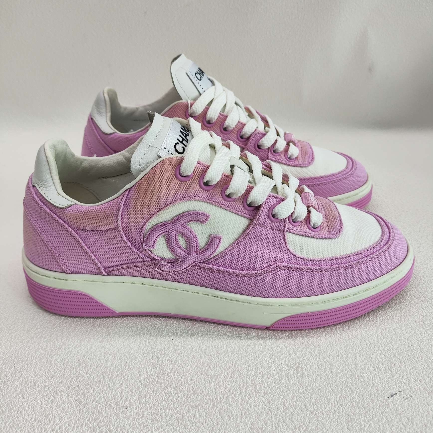 Chanel Chanel Pink Canvas Low-Top Sneakers Size 36.5 Size US 6.5 / IT 36.5 - 5 Thumbnail
