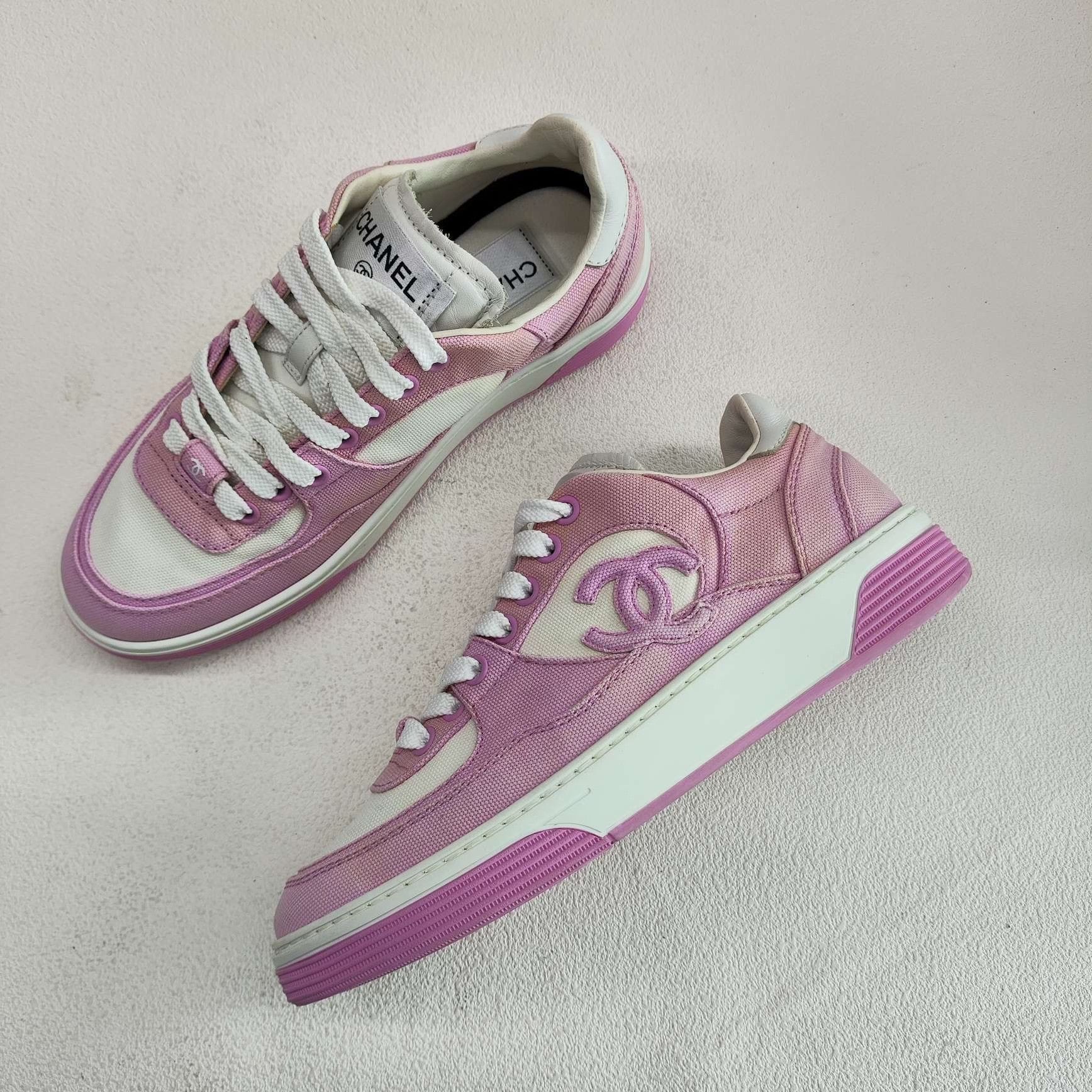 Chanel Chanel Pink Canvas Low-Top Sneakers Size 36 Size US 6 / IT 36 - 9 Thumbnail